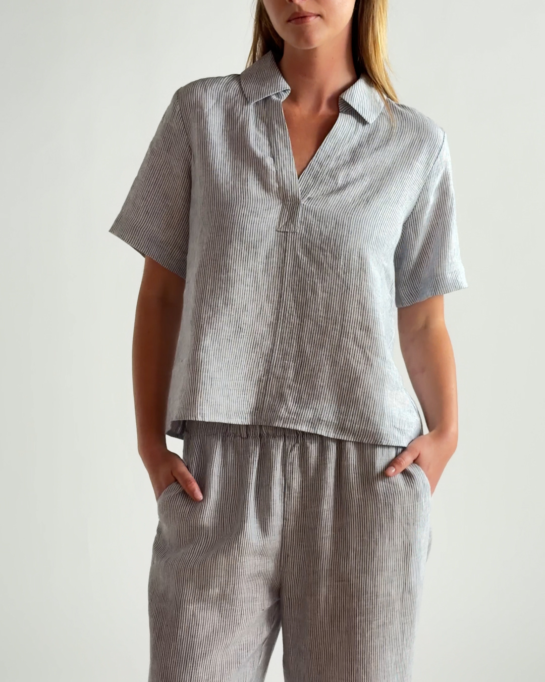 100- European Linen Short Sleeve Popover Top Pinstripe In-House 4x5