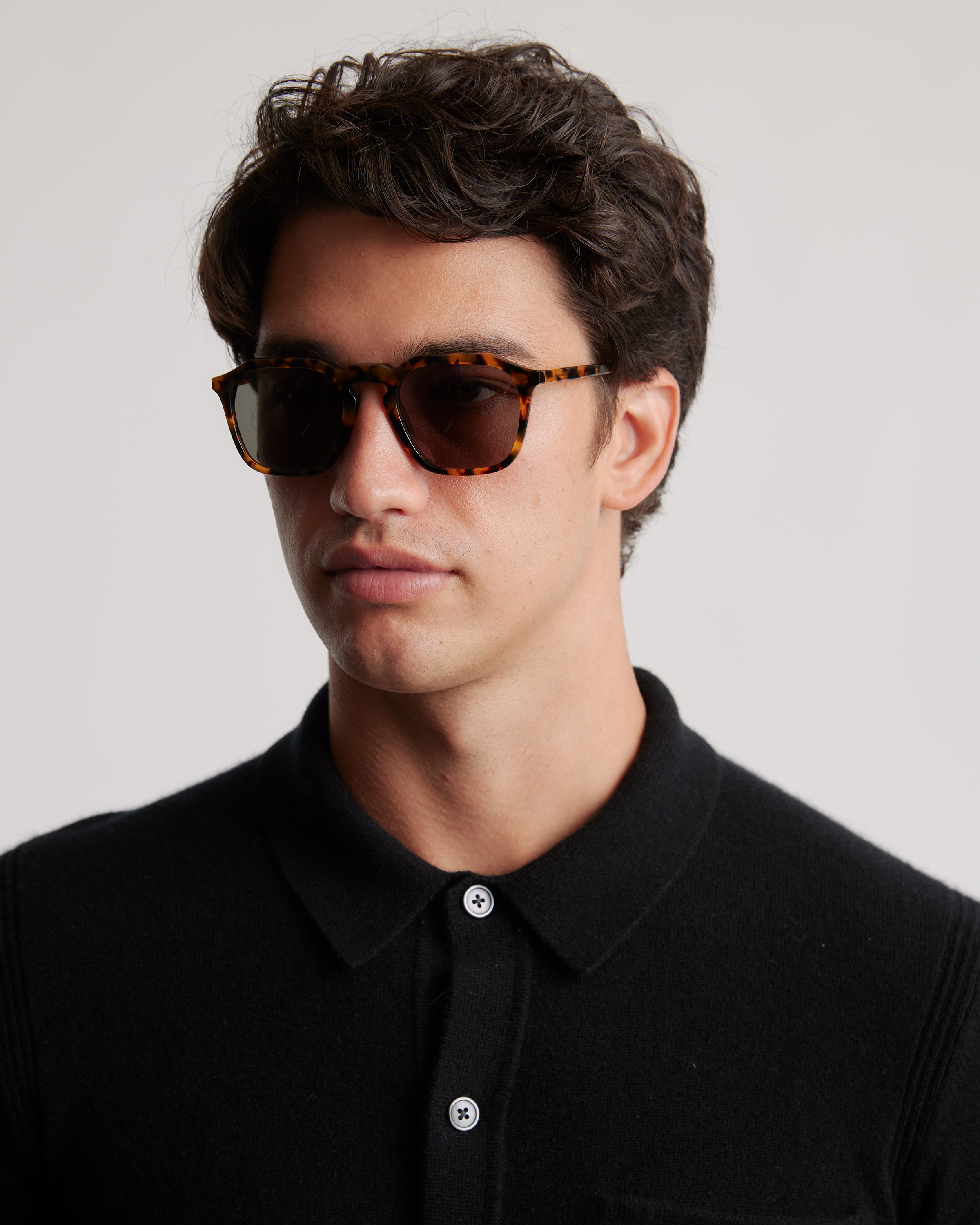 Jude Polarized Acetate Sunglasses Amazon.com: Revo Sunglasses Jude: Polarized Crystal Glass  main image 4