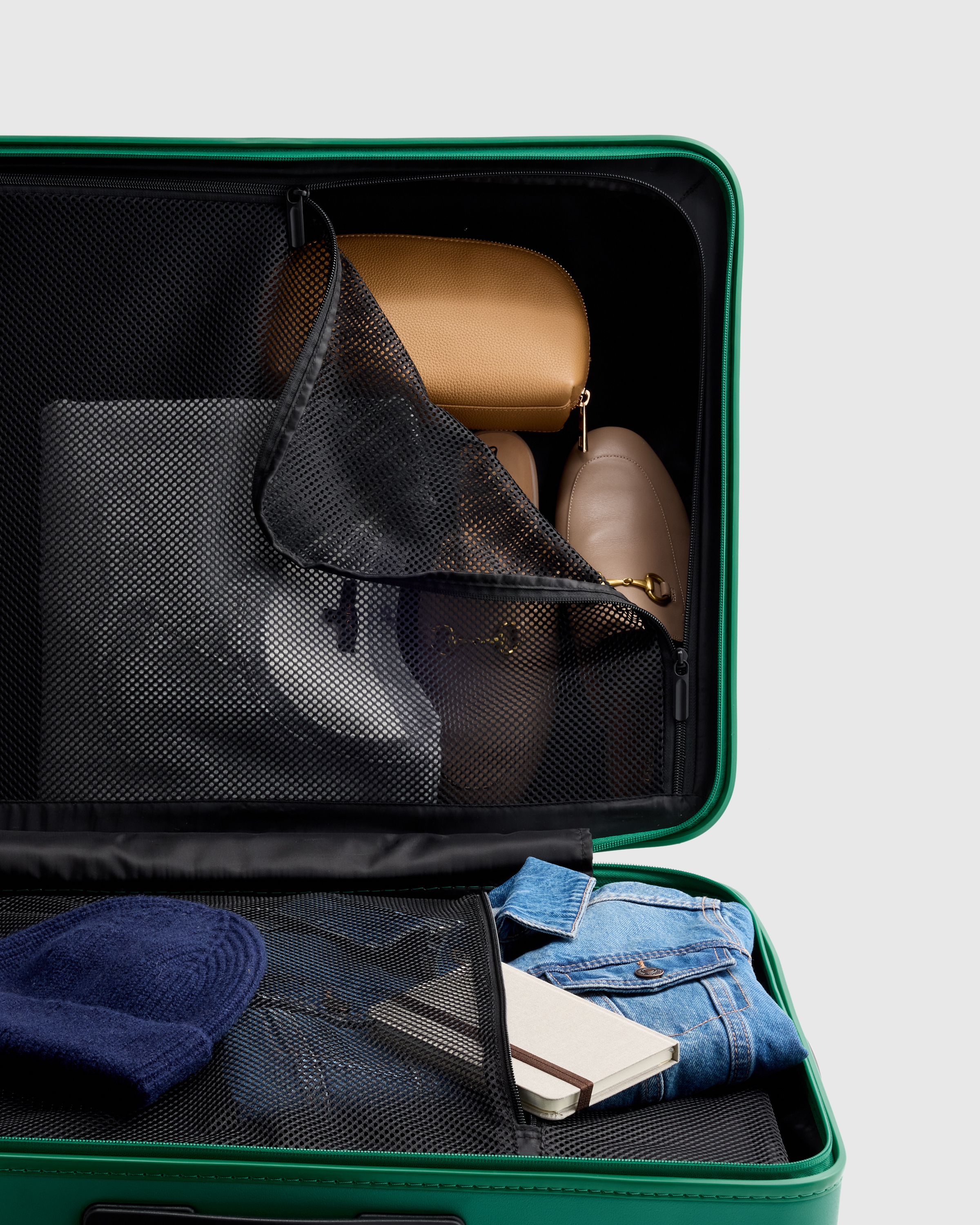 Medium Check-In Suitcase in Emerald Jungle