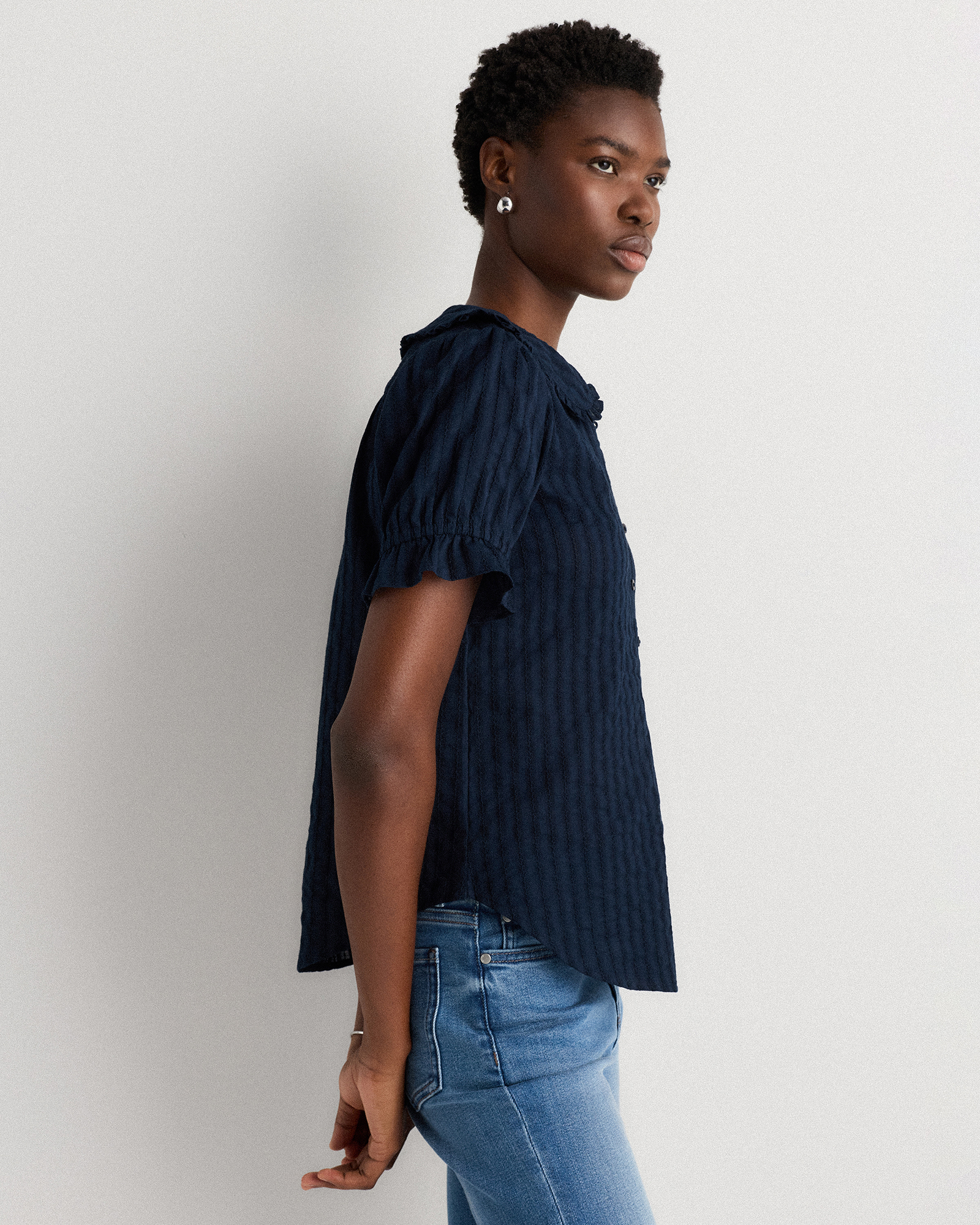 最終値下★Bed&Breakfast Combed Broad Blouse Embroidered Cotton Ruffle Collar Long Sleeve Blouse in Solid Navy