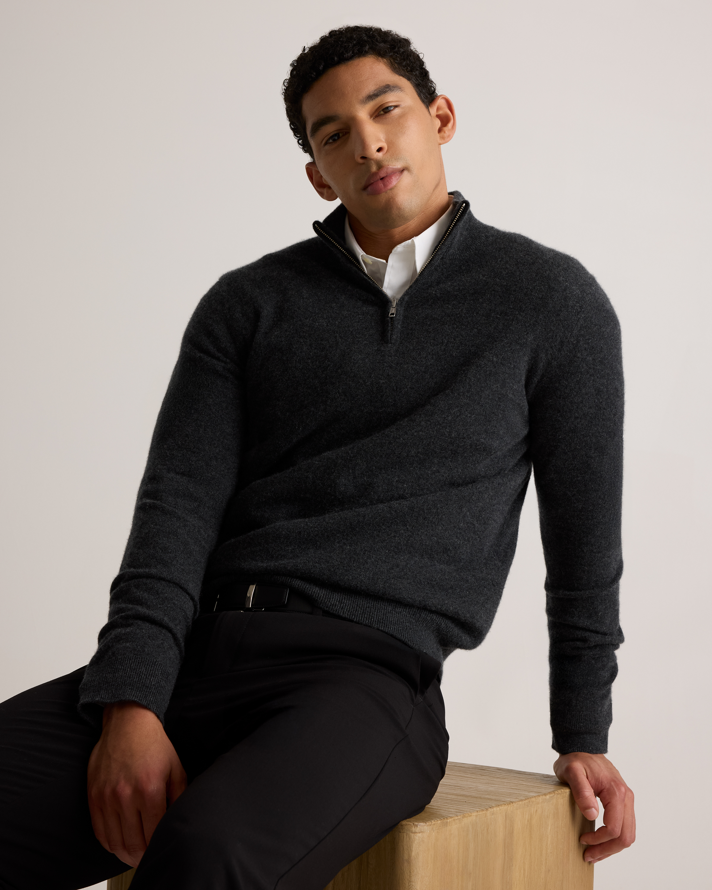 Mongolian Cashmere Quarter Zip Sweater in Charcoal