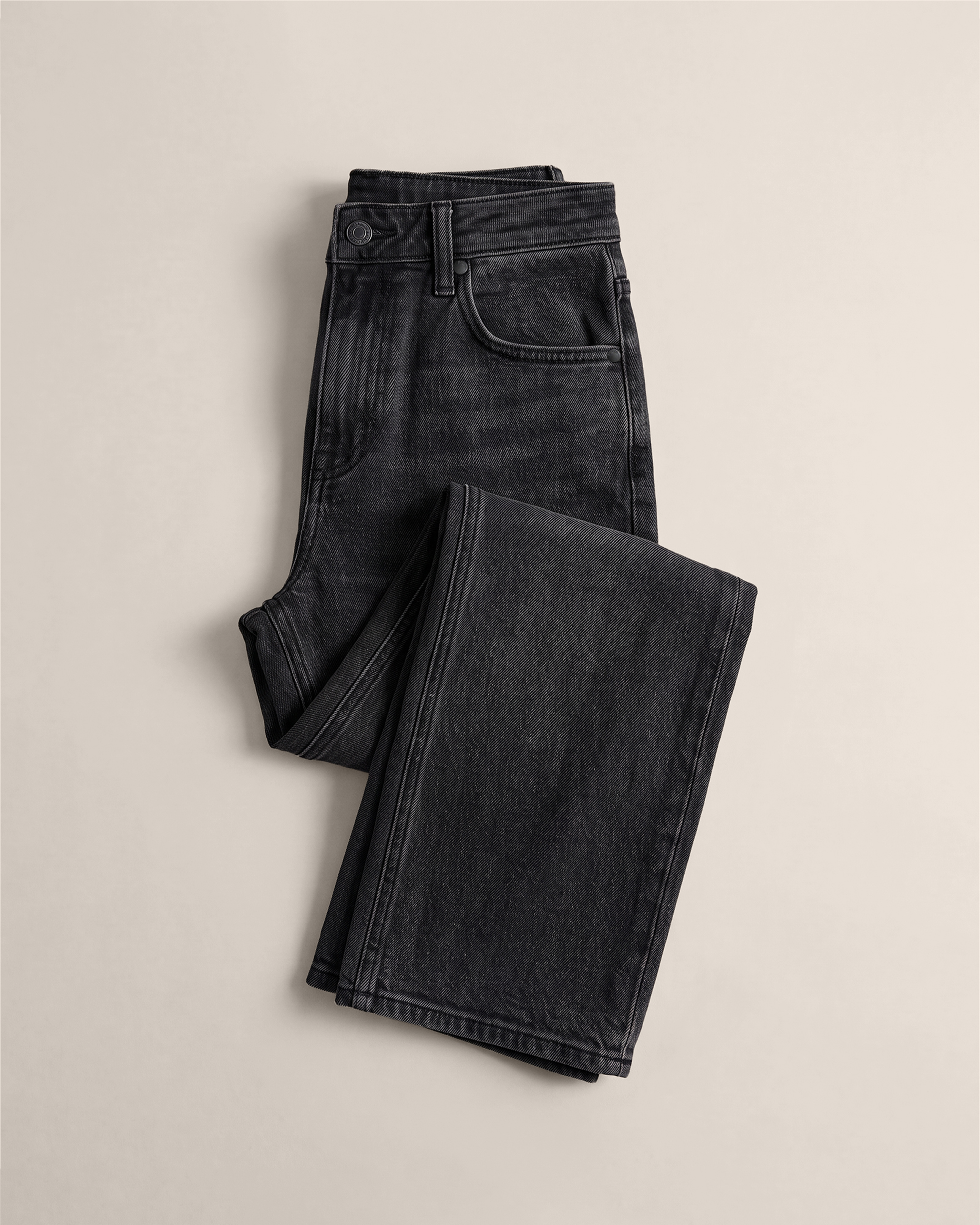 Luna Stretch Relaxed Straight Jeans