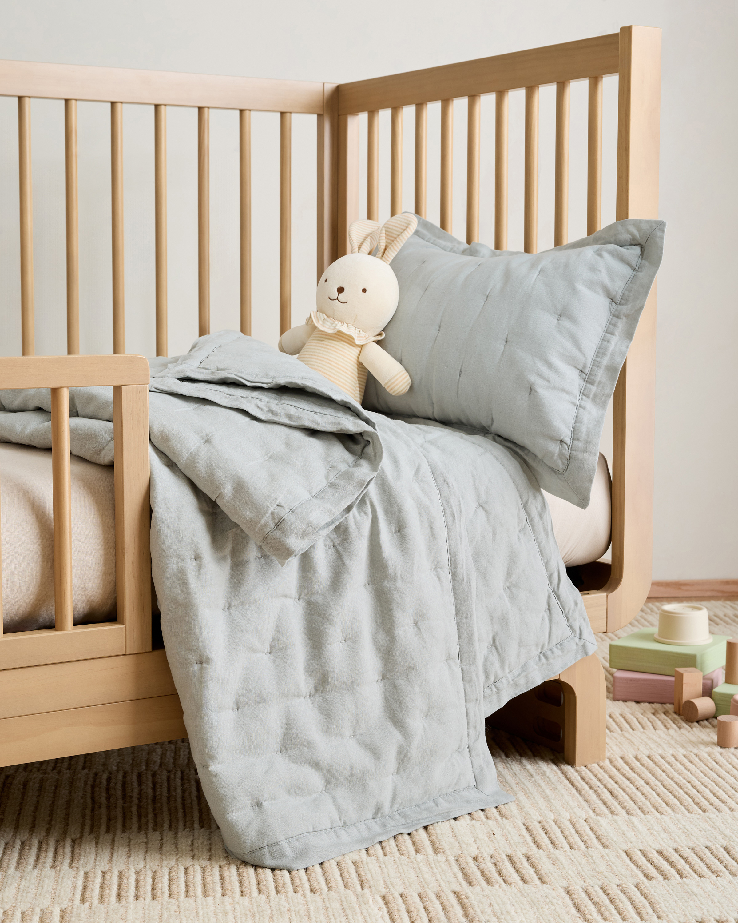 European Linen Toddler Dream Quilt - thumbnail 9