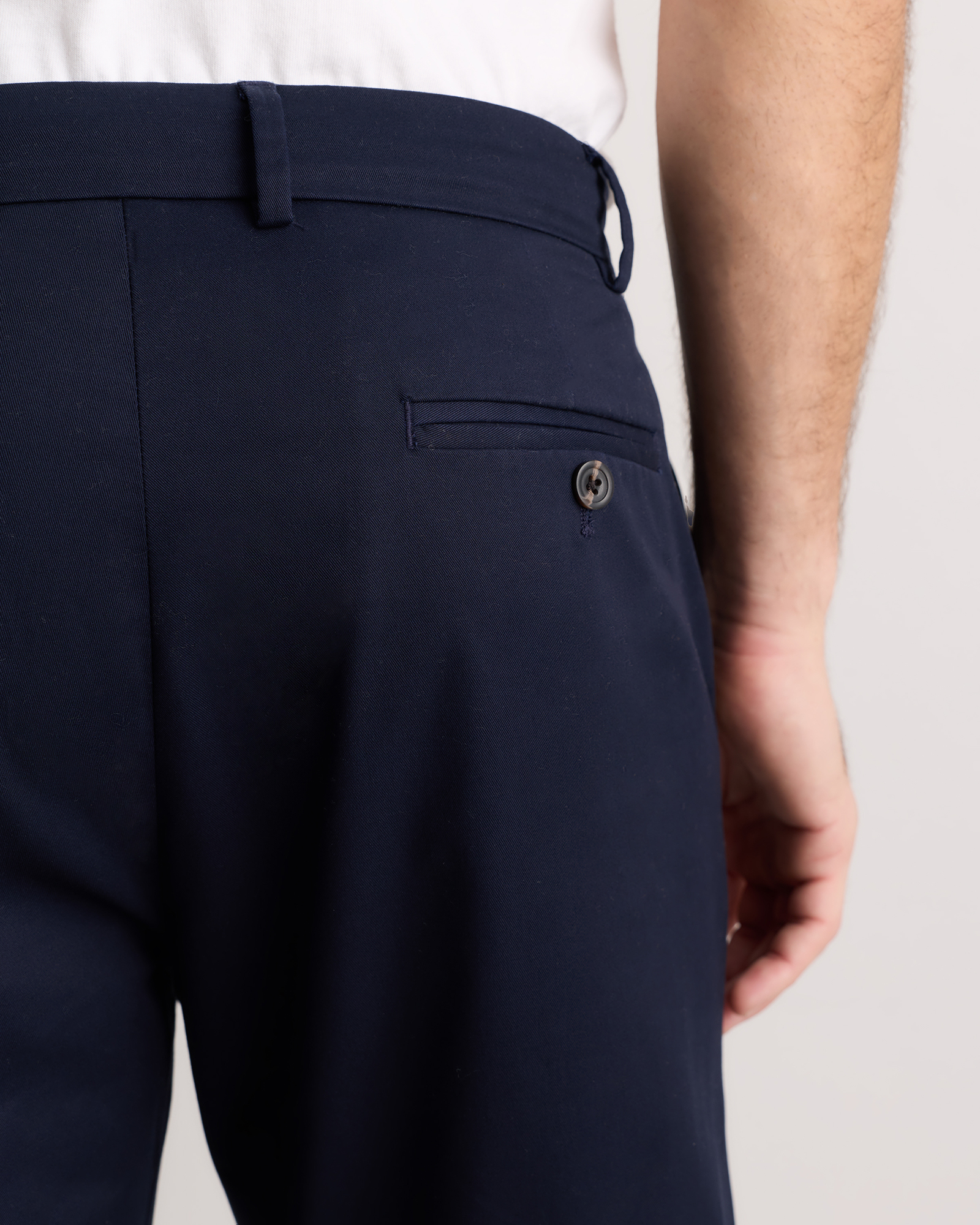 Men's Organic Non-Iron Chino Pants - Straight in Deep Navy