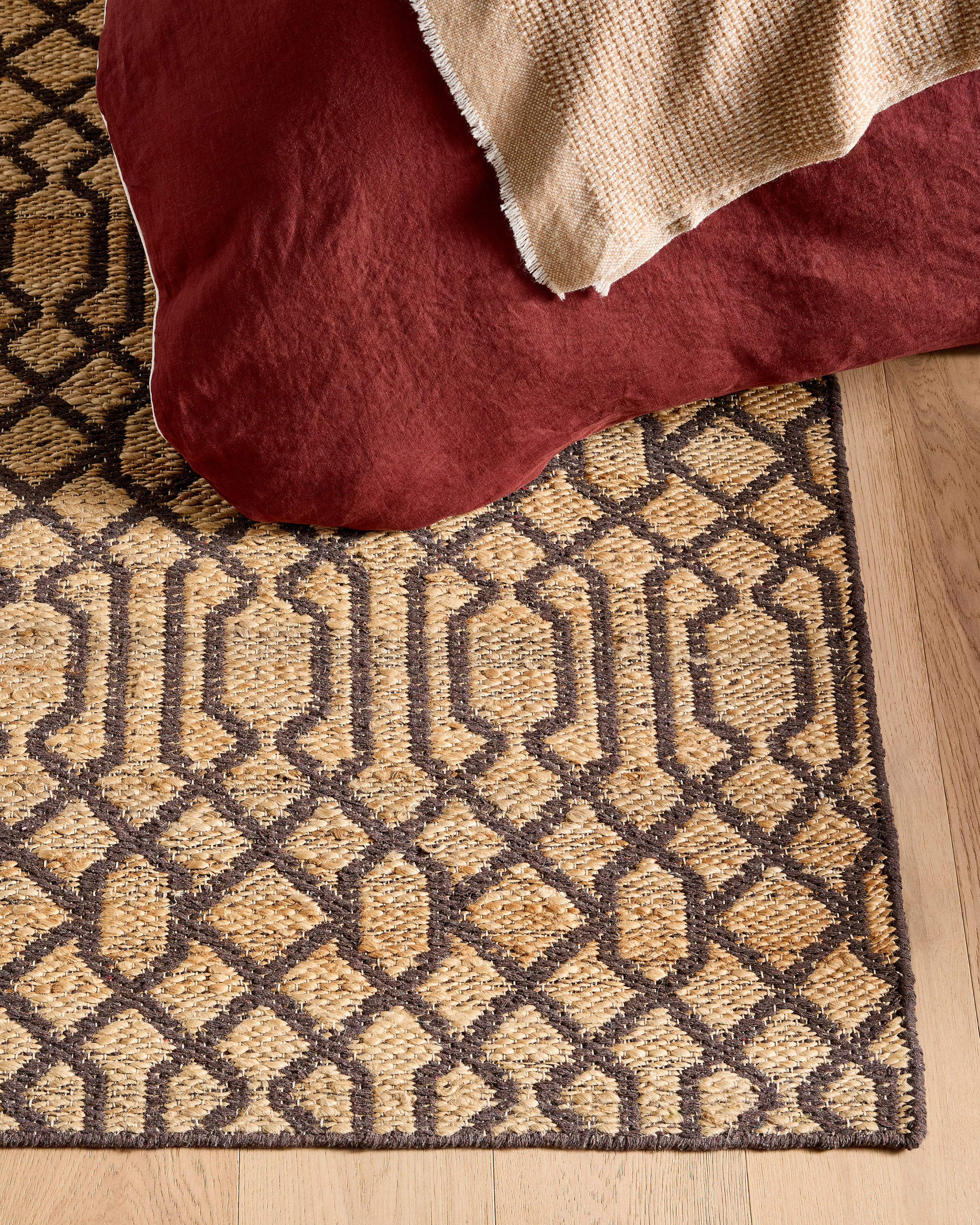 Birch Handwoven Jute-Blend Rug - Thumbnail 3