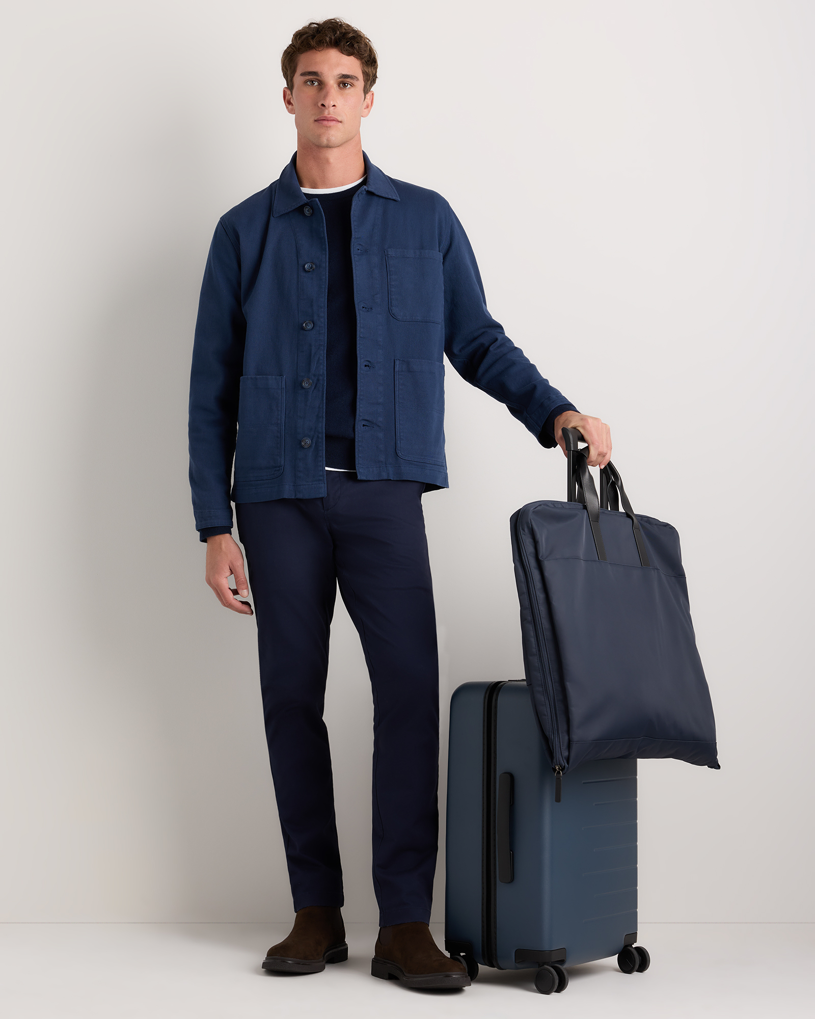 dress blues garment bag Voyage Nylon in Navy by Quince it attaches effortlessly to