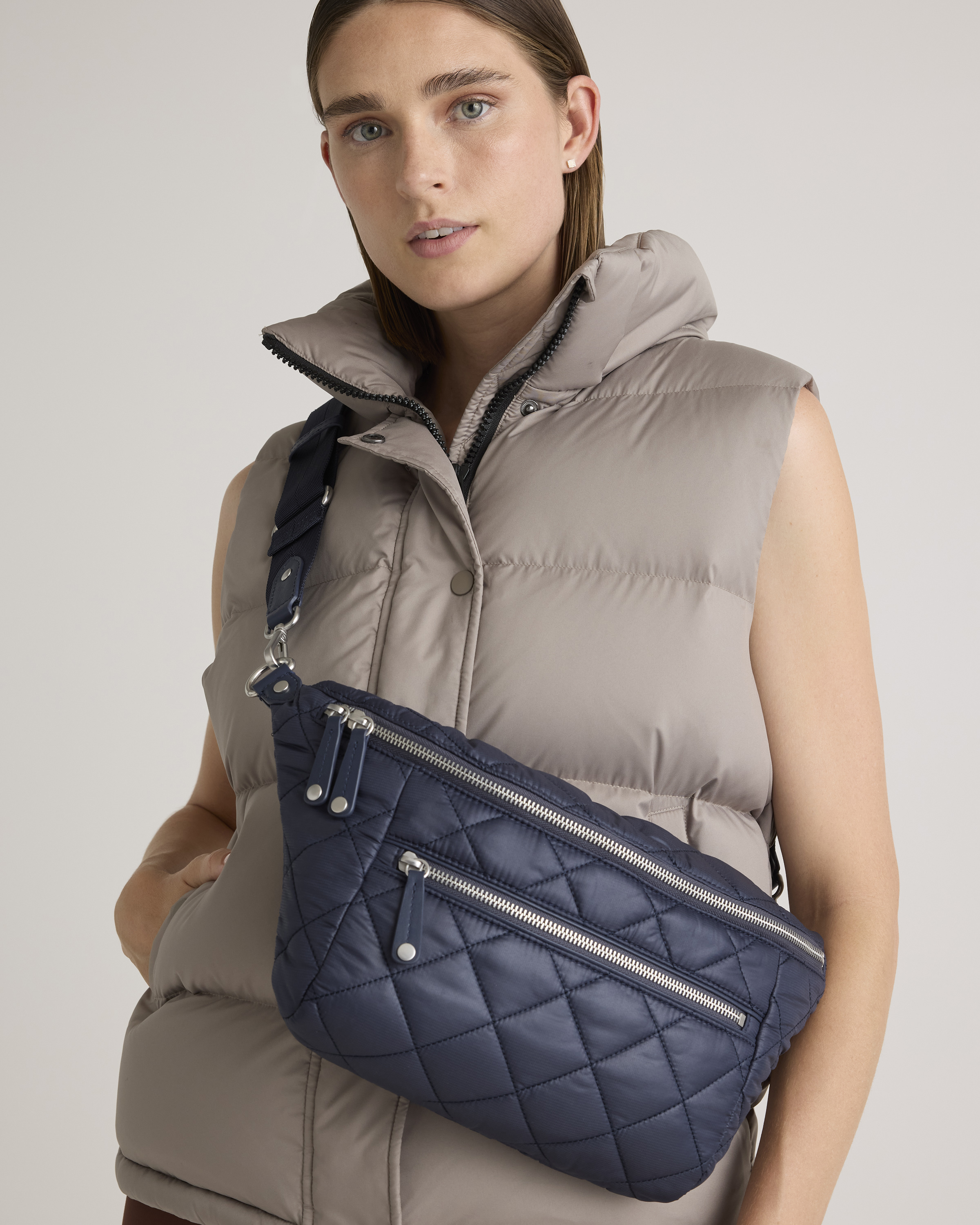 ◇Rest & Recreation◇ PADDING SHOULDER BAG NAVY Amazon.com: Manhattan Portage Shoulder Pad Hook & Loop with