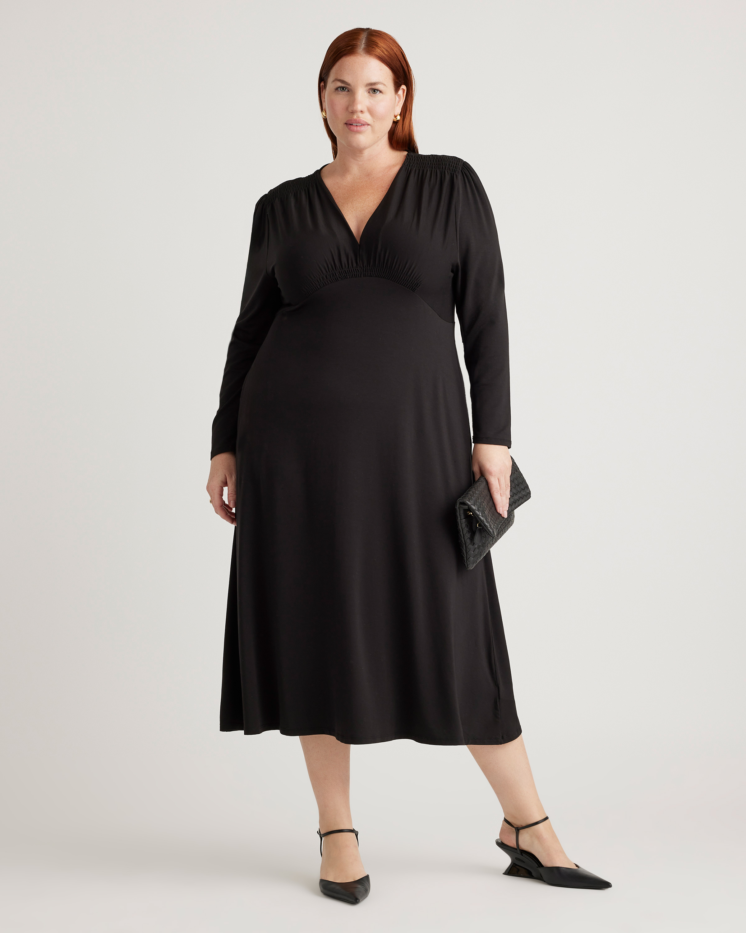 Tencel Jersey V-Neck Long Sleeve Midi Dress in Black