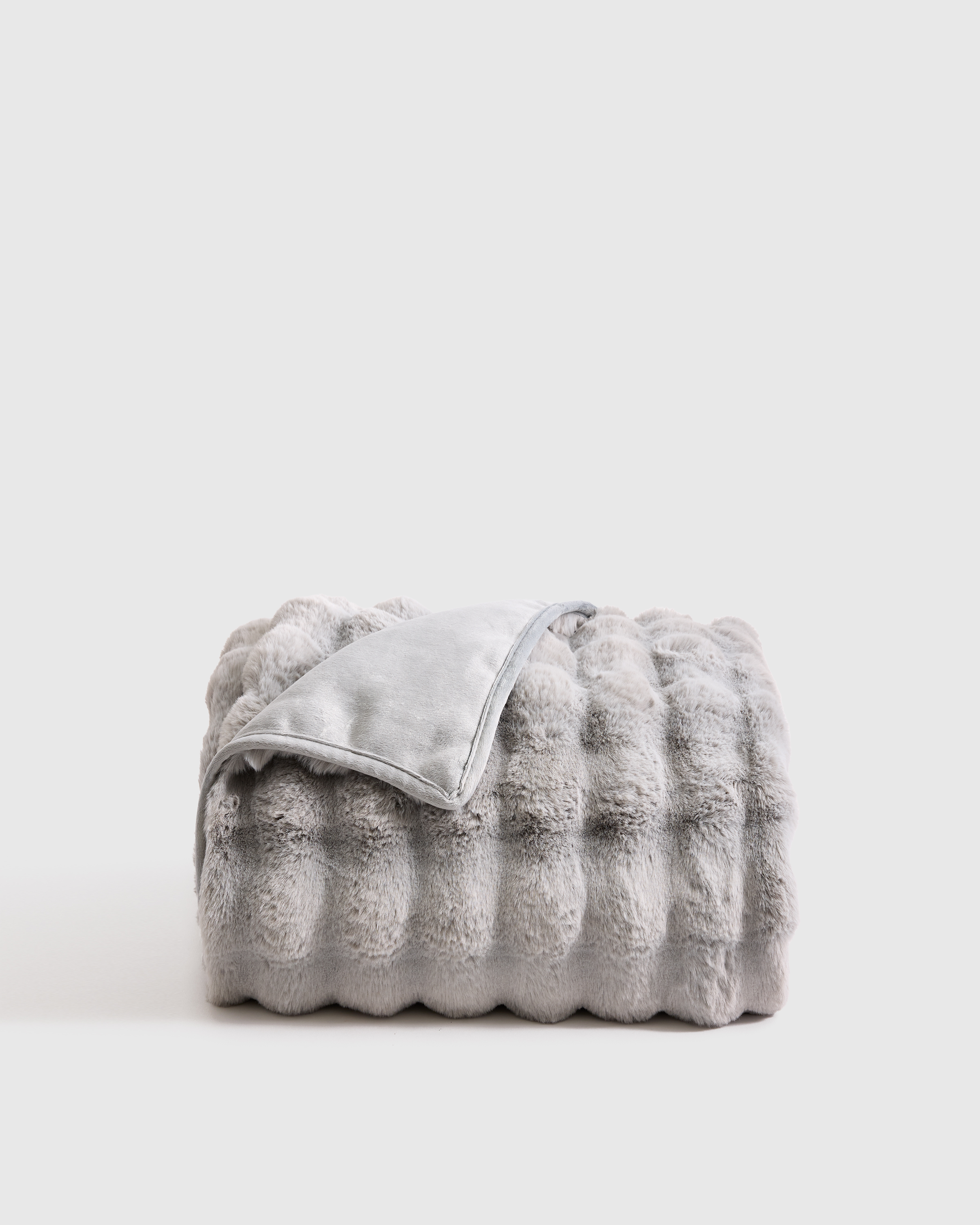 Ruched Faux Fur Throw - Glacier, 60x80