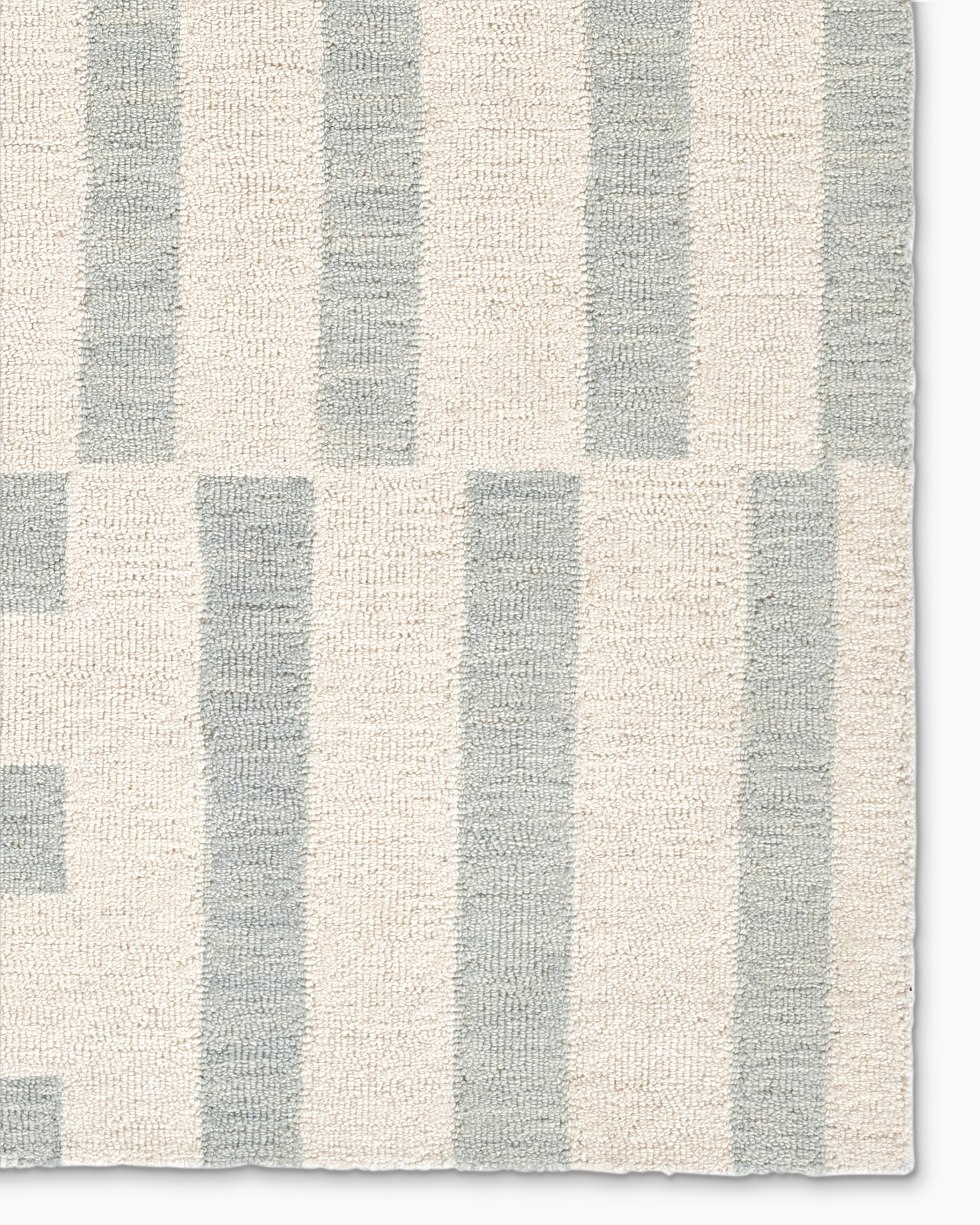 KB Hand-Tufted Wool Rug Edge