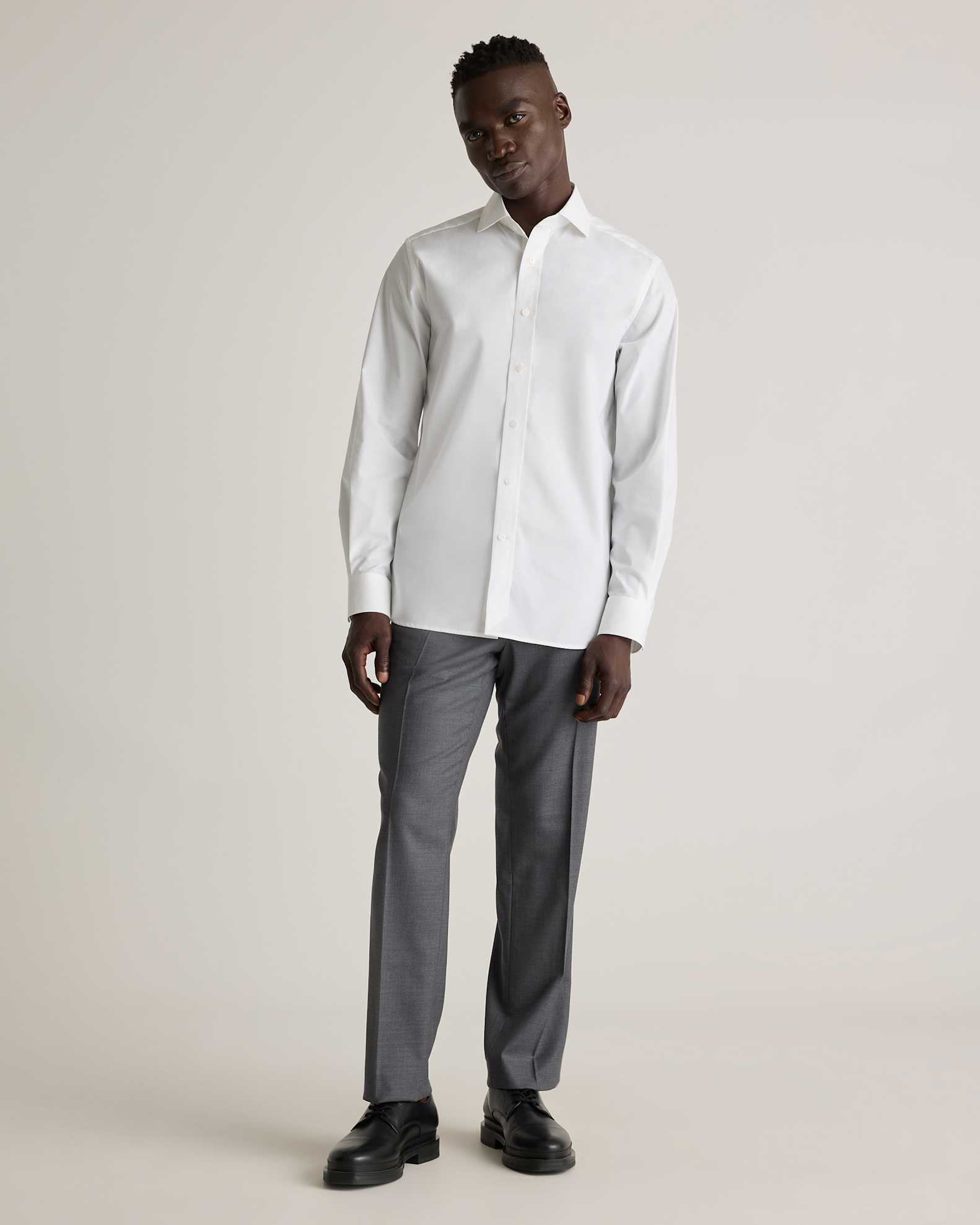 Men's Stretch Poplin Dress Shirt in White, Size XL, Organic Cotton by Quince Men's Stretch Poplin Dress Shirt in White, Size XL, Organic Cotton by Quince