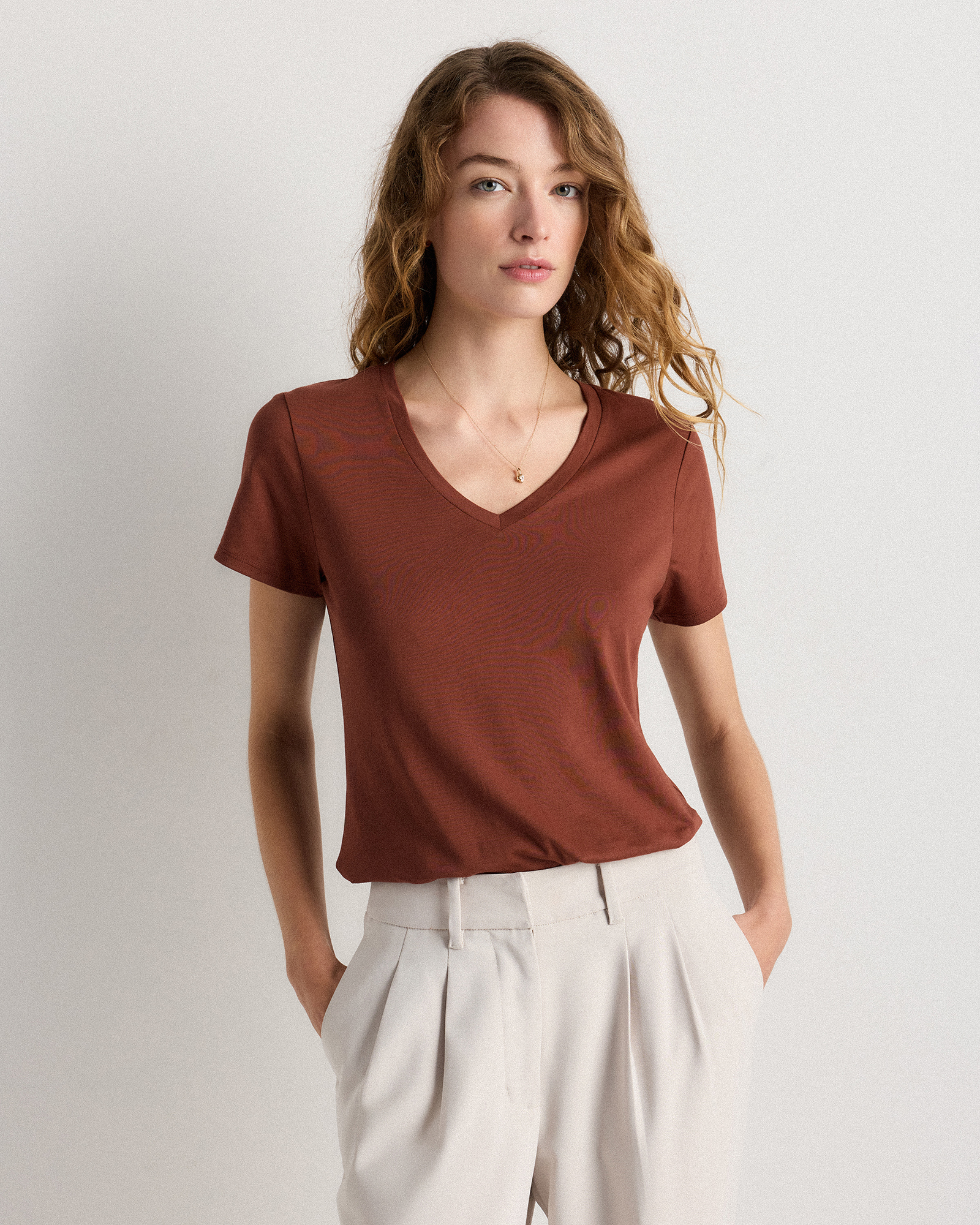 Redwood Brown T-shirt à encolure en V en coton et modal