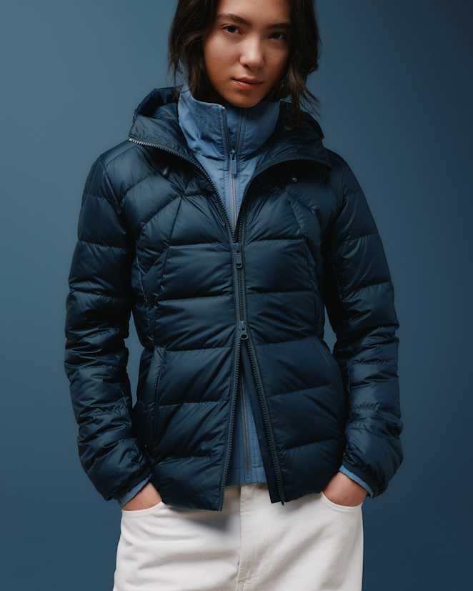 Lightweight-Puffer-Editorial-04-0616 019 EDITED