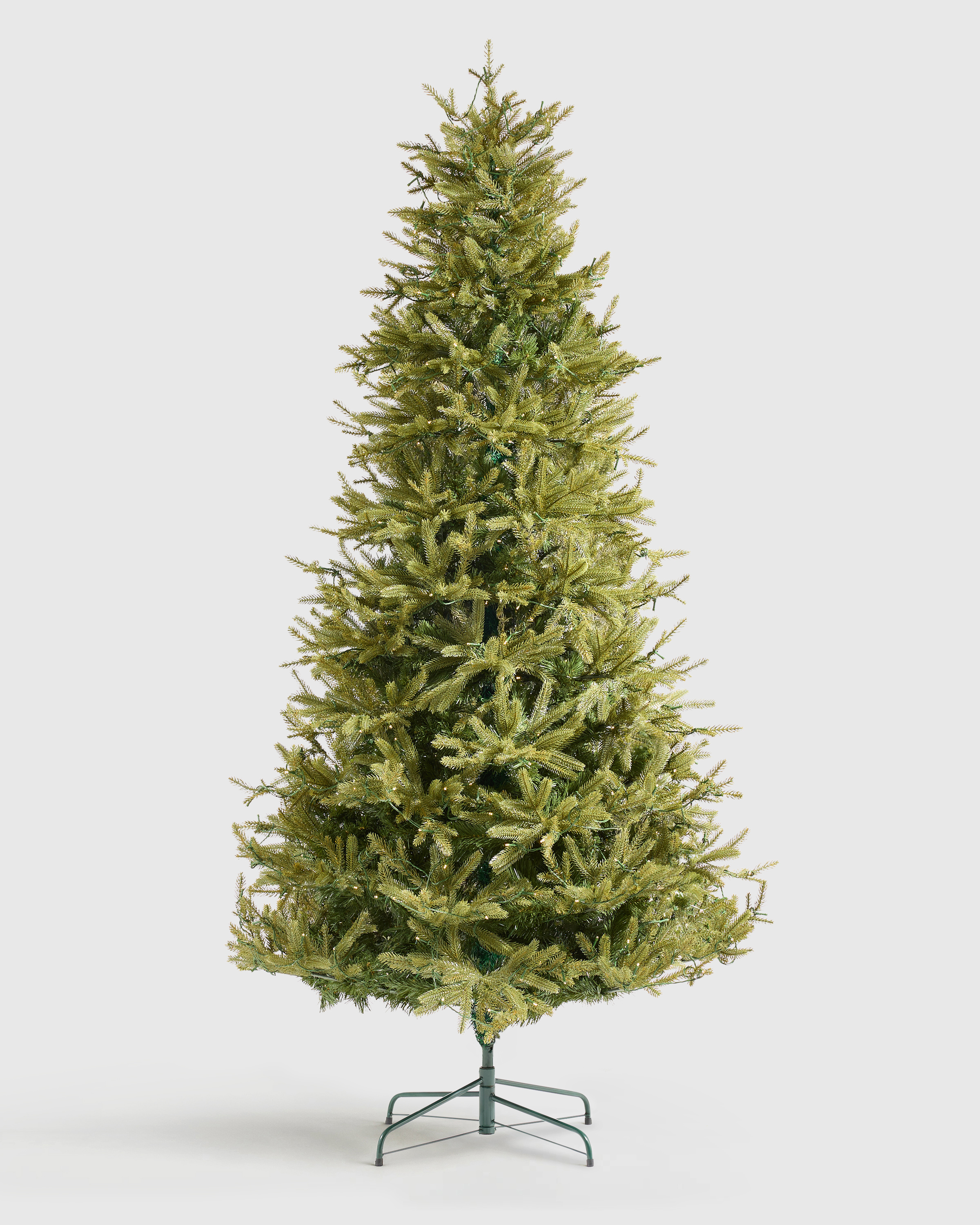 Spruce Artificial Christmas Tree: Lit - Thumbnail 4
