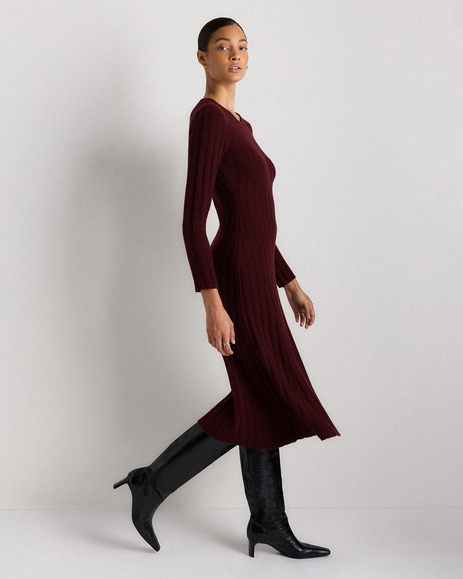 Mongolian Cashmere Wide-Rib Midi Dress in Rich Burgundy