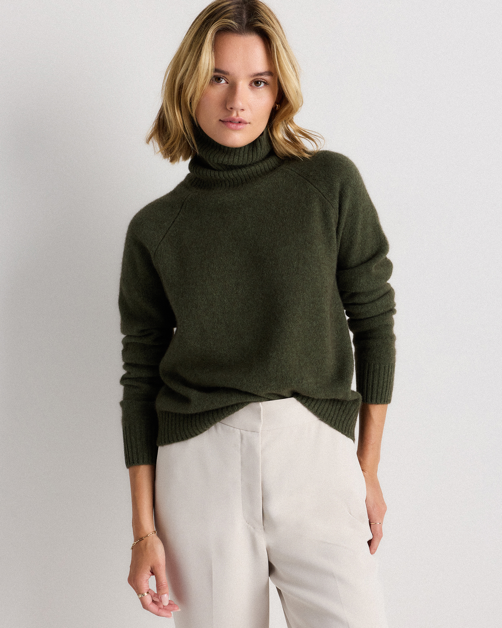 100% Yak Wool Turtleneck Sweater in Fernwood Olive