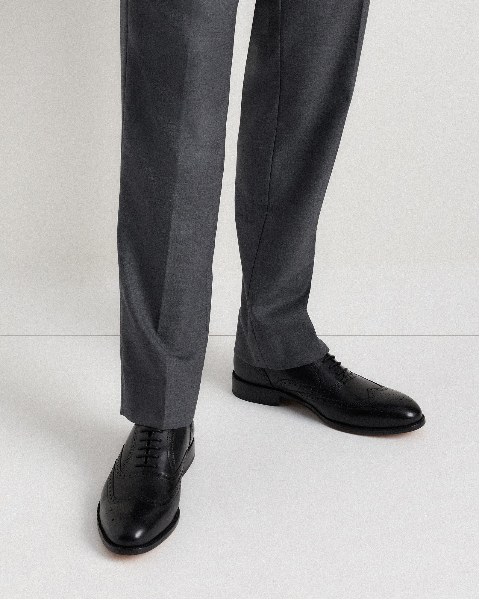 Italian Leather Wingtip Oxford in Black