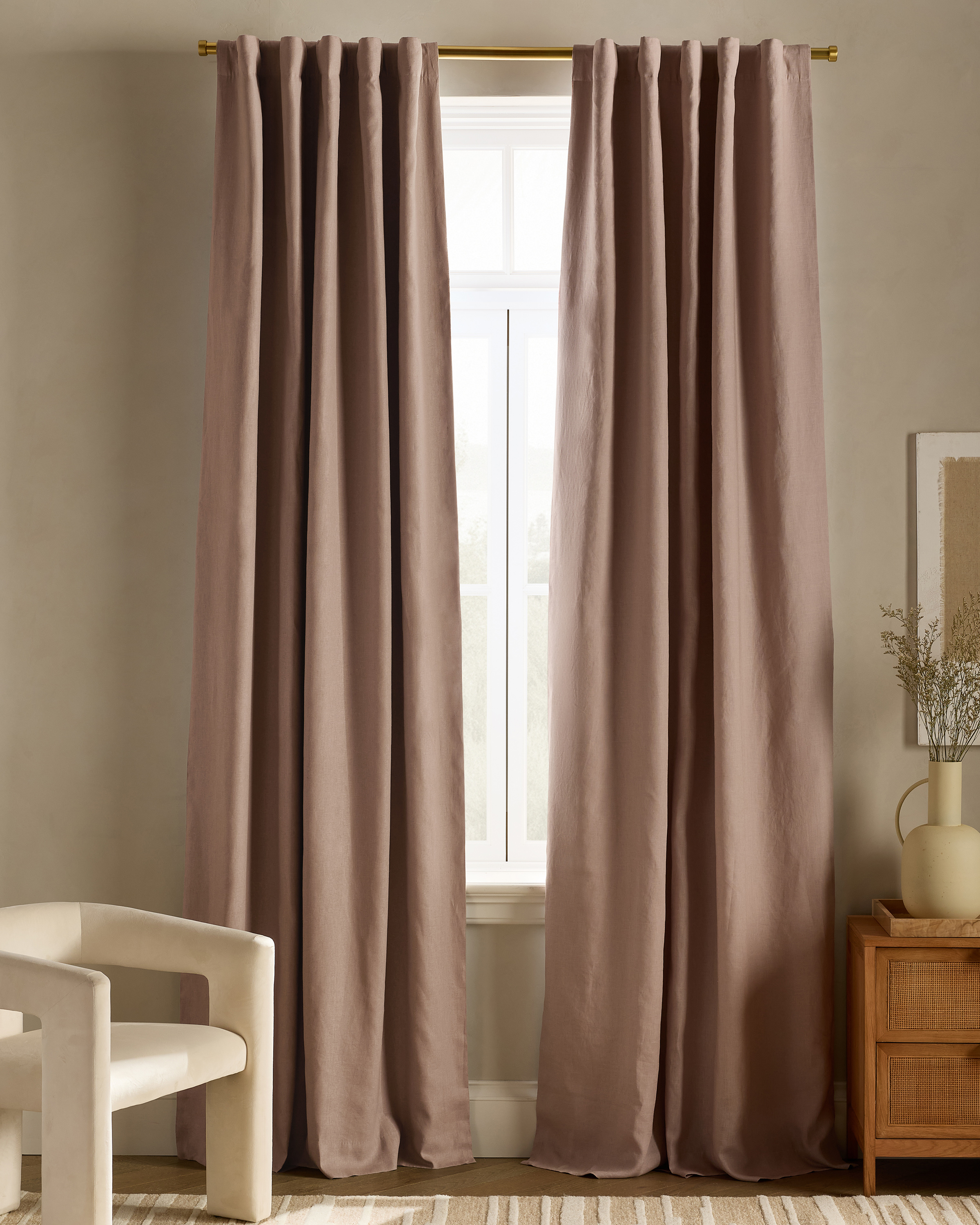 Rose Quartz European Linen Room Darkening Curtain