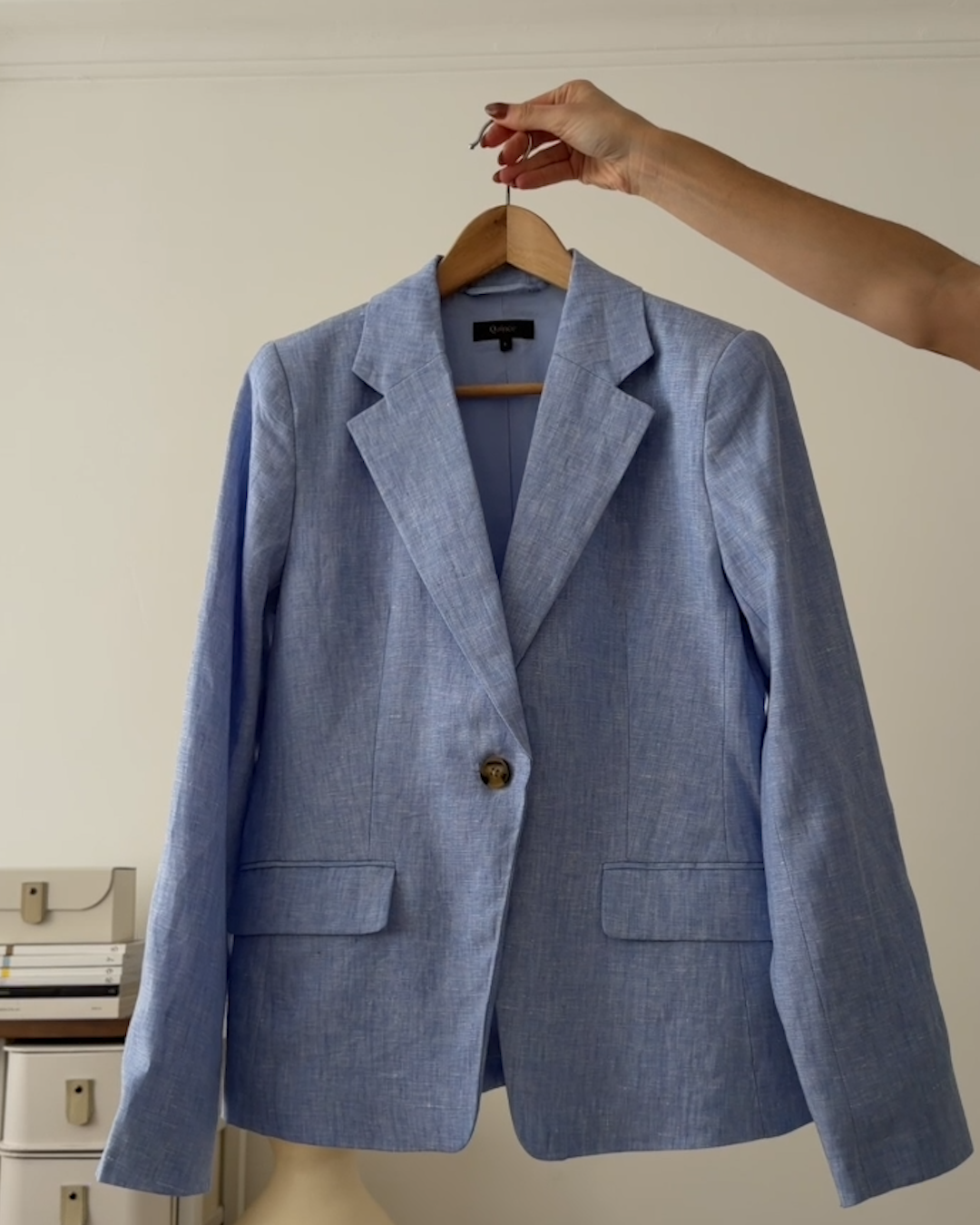 100- European Linen Structured Blazer French Blue Jamie-lee Burns 4x5 THUMBNAIL
