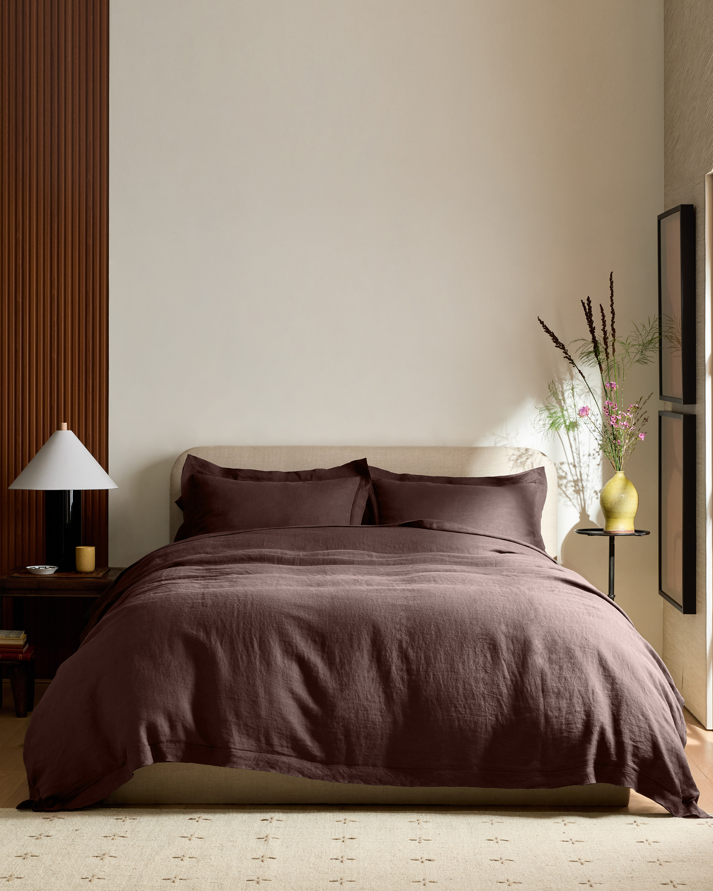 Espresso European Linen Double Flange Deluxe Bedding Bundle