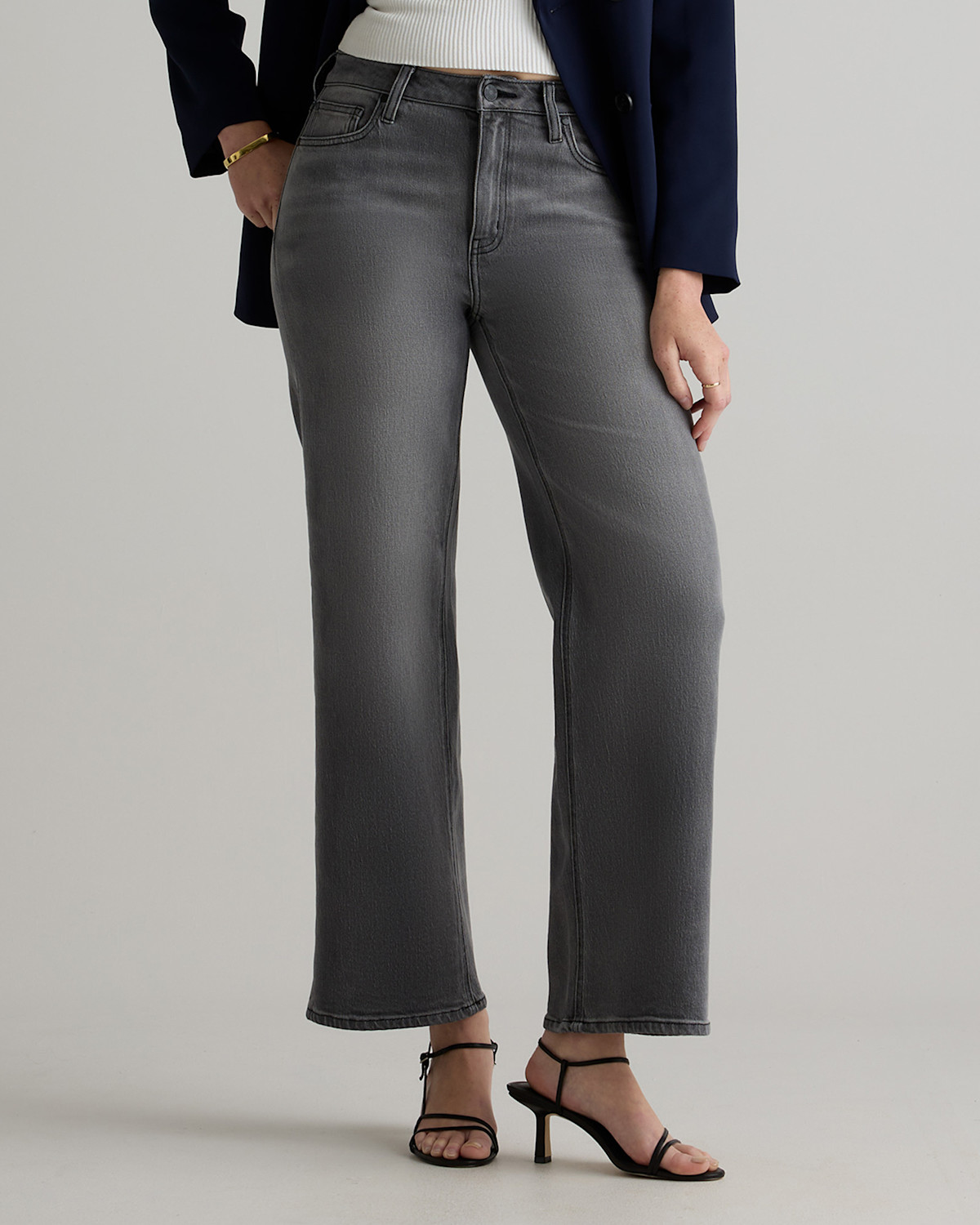 Quince Bella Stretch Relaxed Straight Jeans in Stonewashed Grey