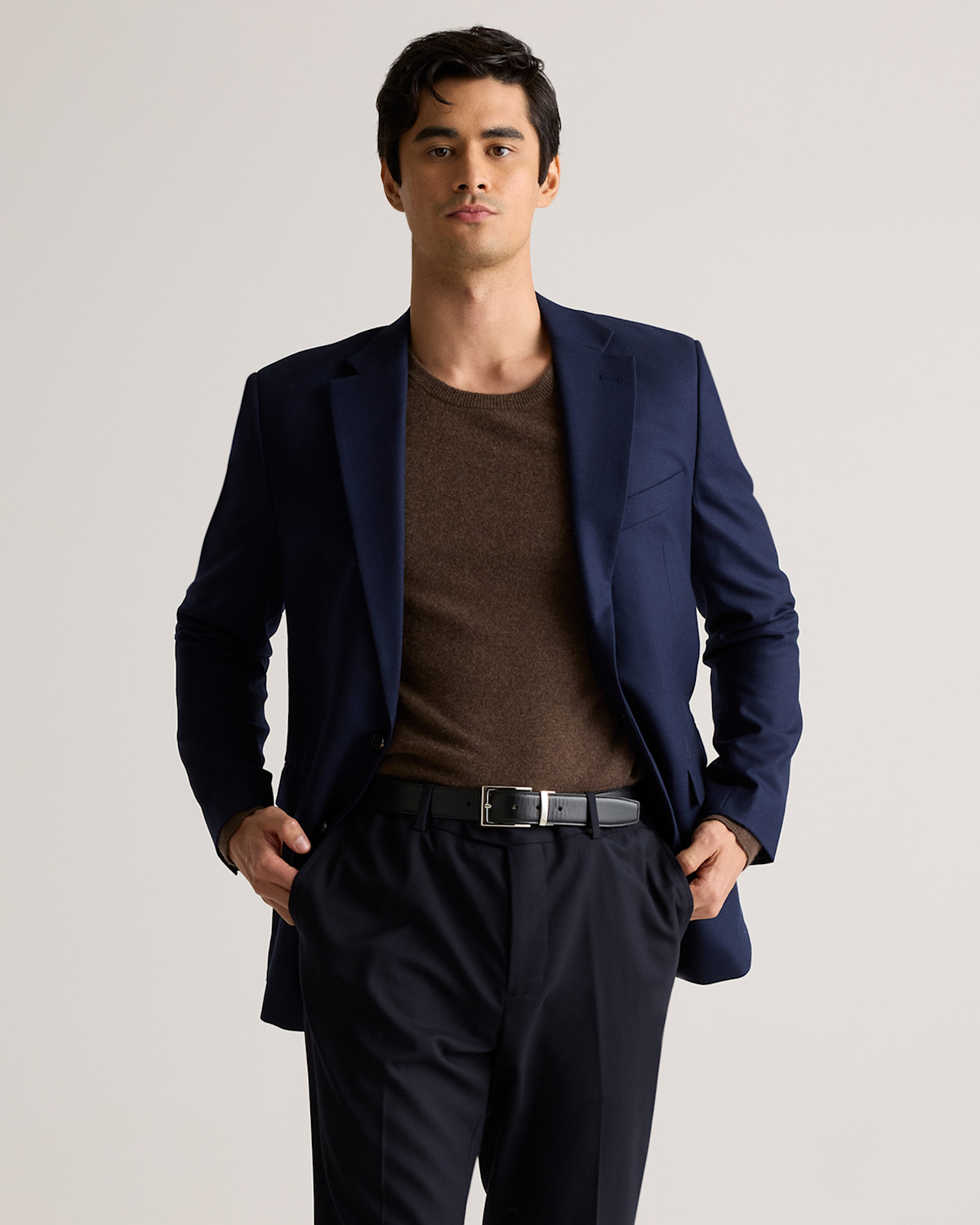 Quince Stretch Wool Blazer in Navy