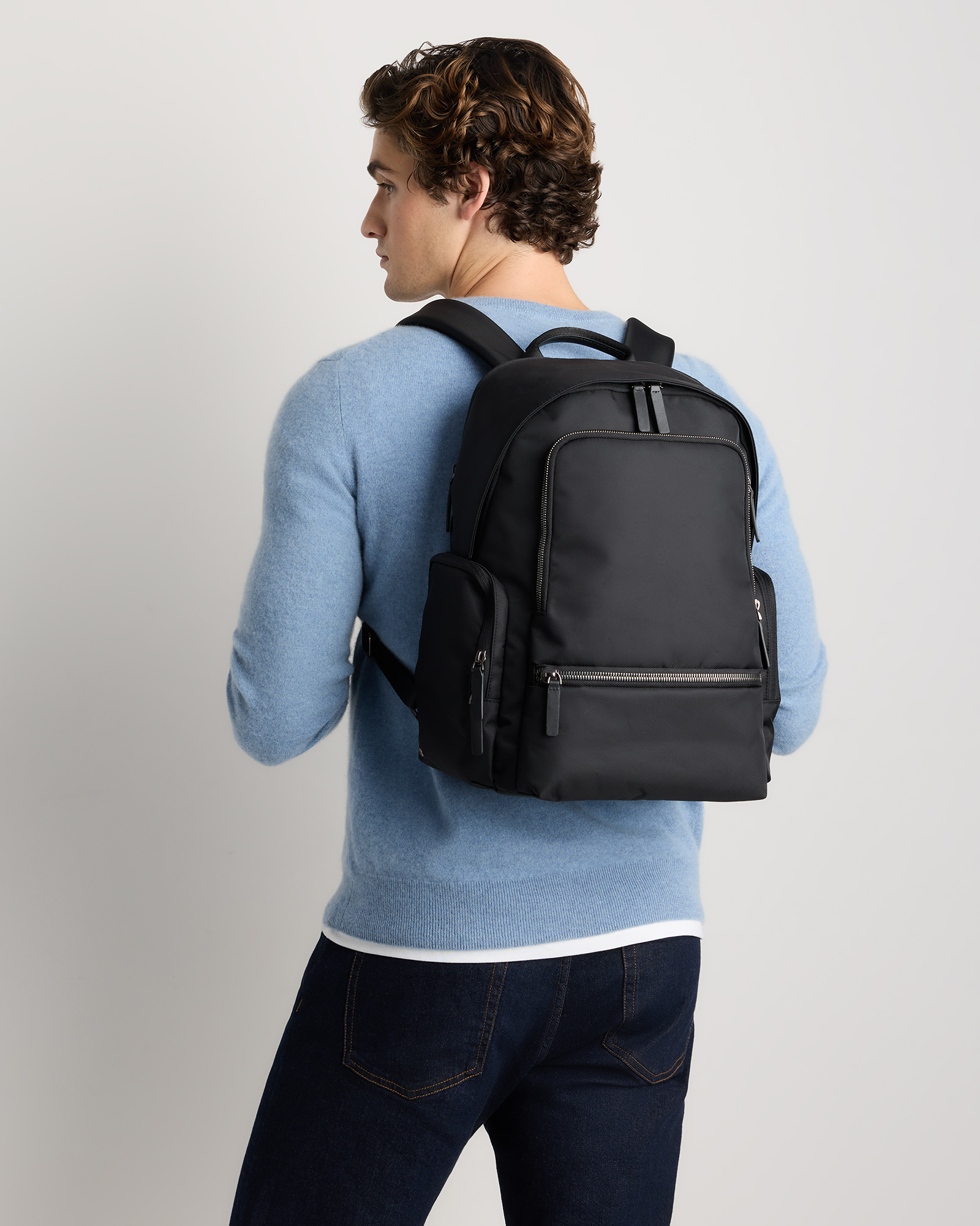 15 travel backpack i-Stay 15,6