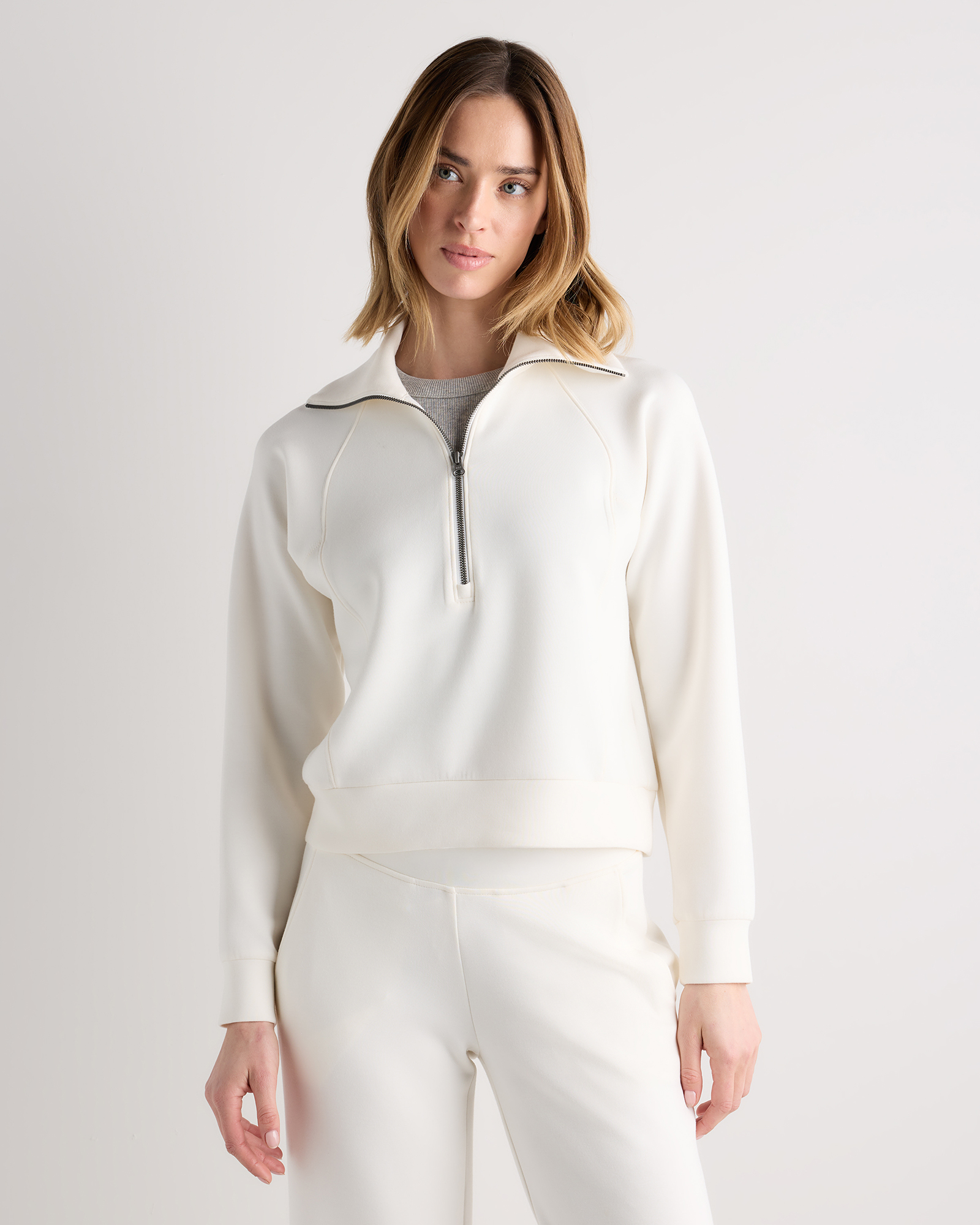 W-HKT-44-SOFIVO_01_EDITED