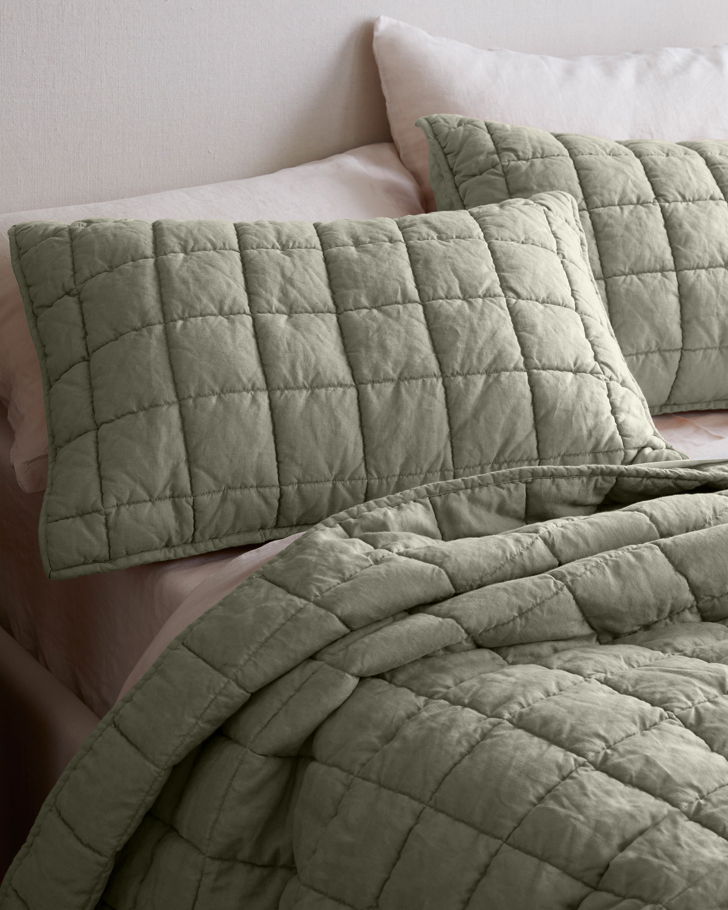 Willowleaf European Linen Box Quilted Sham Set