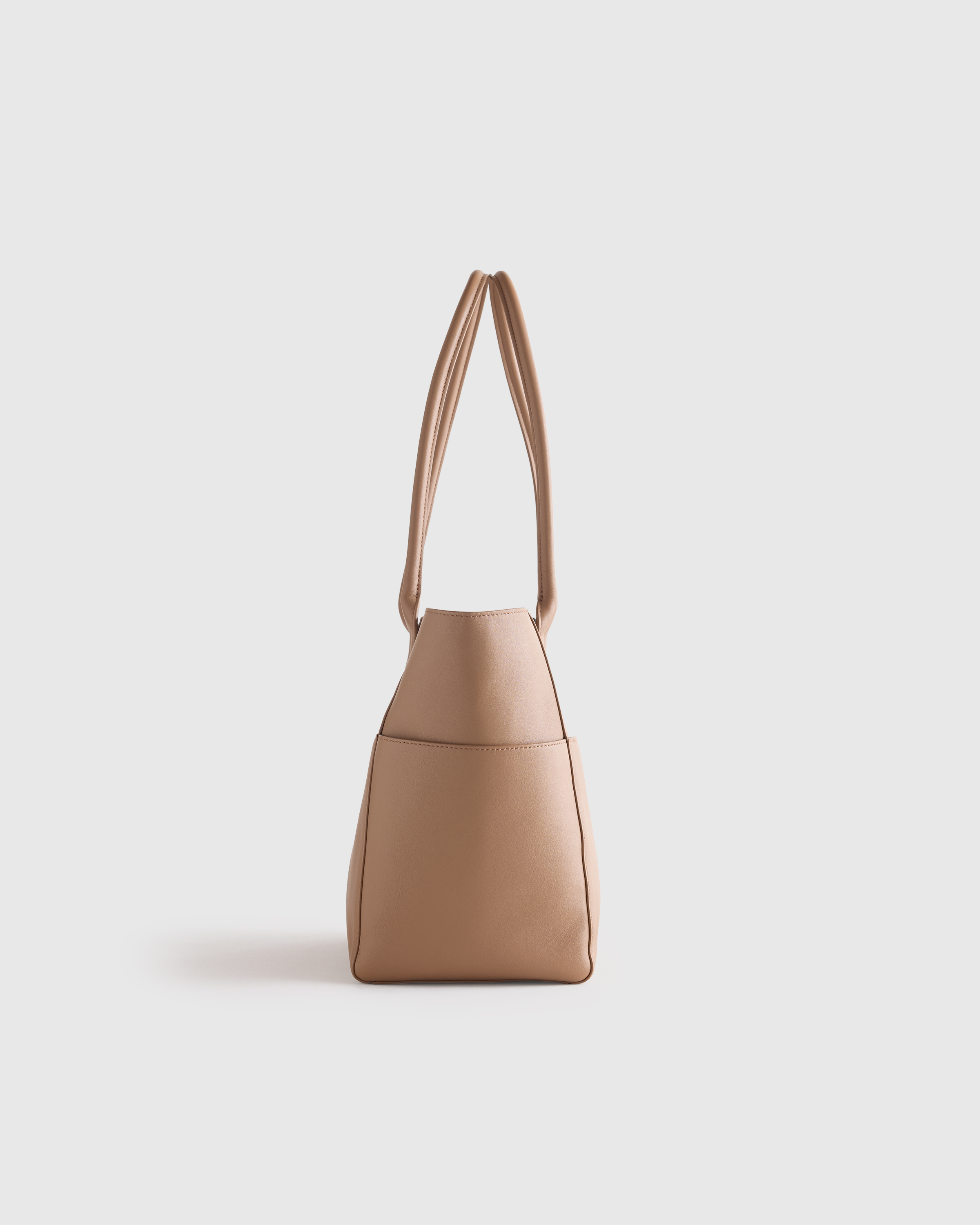★TOUT Y EST★ MARTINPISTACHIO BEIGE AB2312BG002MBE Italian Leather Shopper Tote in Cappuccino