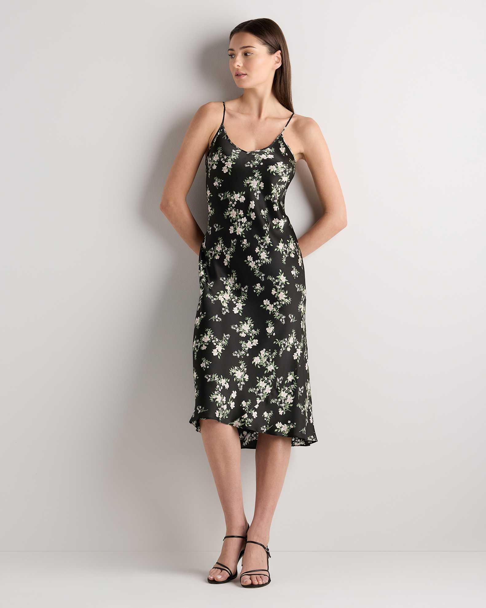 Women's Slip Dress in Black Vintage Pink Petite Floral, Size Medium, Silk by Quince Women's Slip Dress in Black Vintage Pink Petite Floral, Size Medium, Silk by Quince