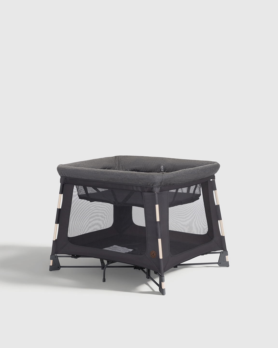 Classic Graphite Swift Play Yard by Maxi-Cosi 