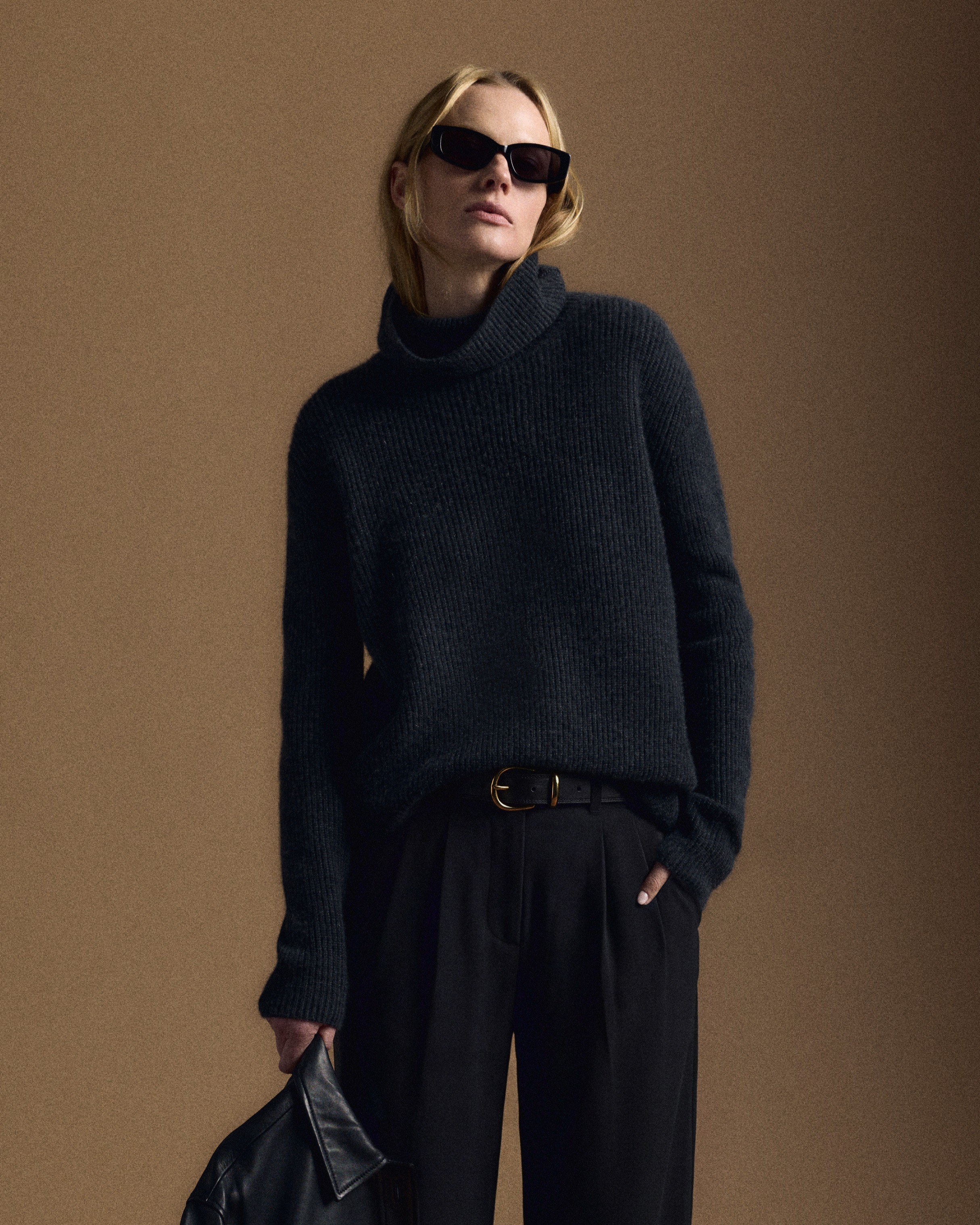 Heather Charcoal Mongolian Cashmere Fisherman Turtleneck Sweater