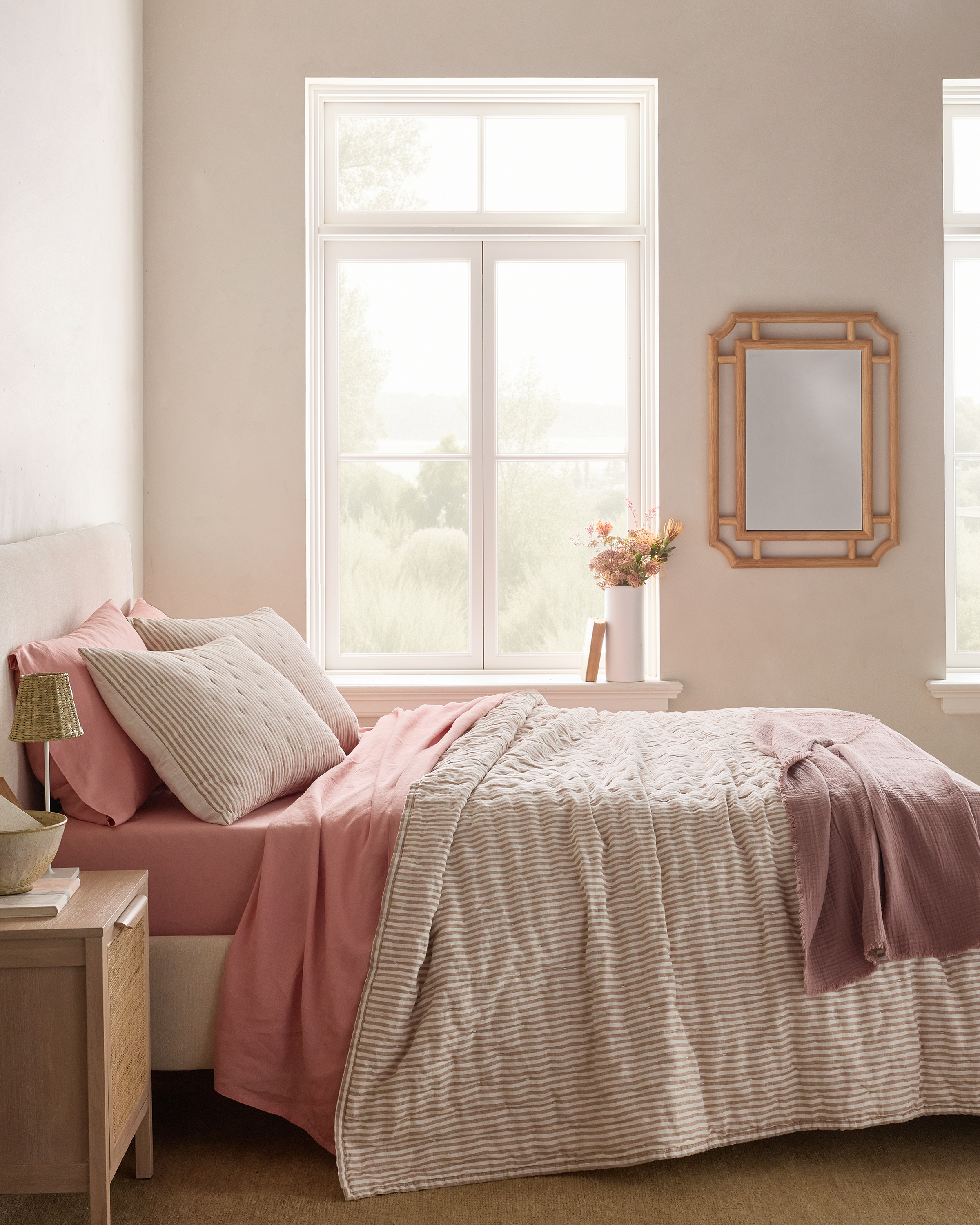 Latte/White Stripe European Linen Patterned Quilt