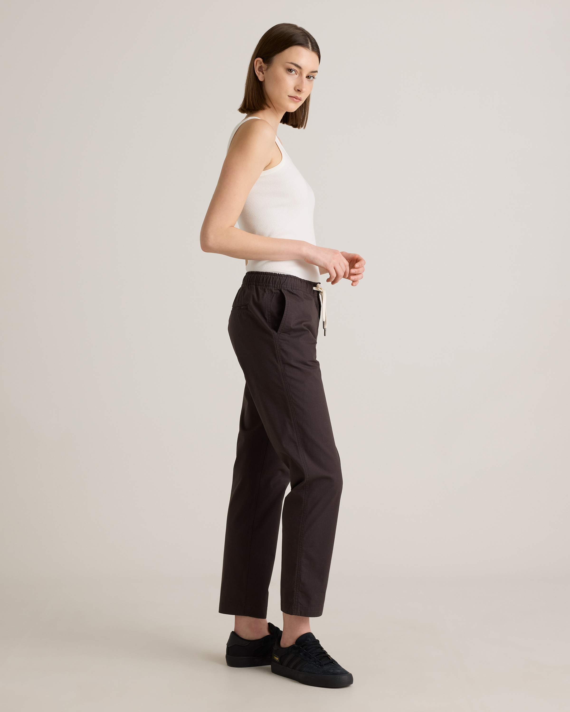 【ミルク】1tuck straight pants lapiis Ultra-Stretch Ponte Straight Leg Pants in Morel Grey