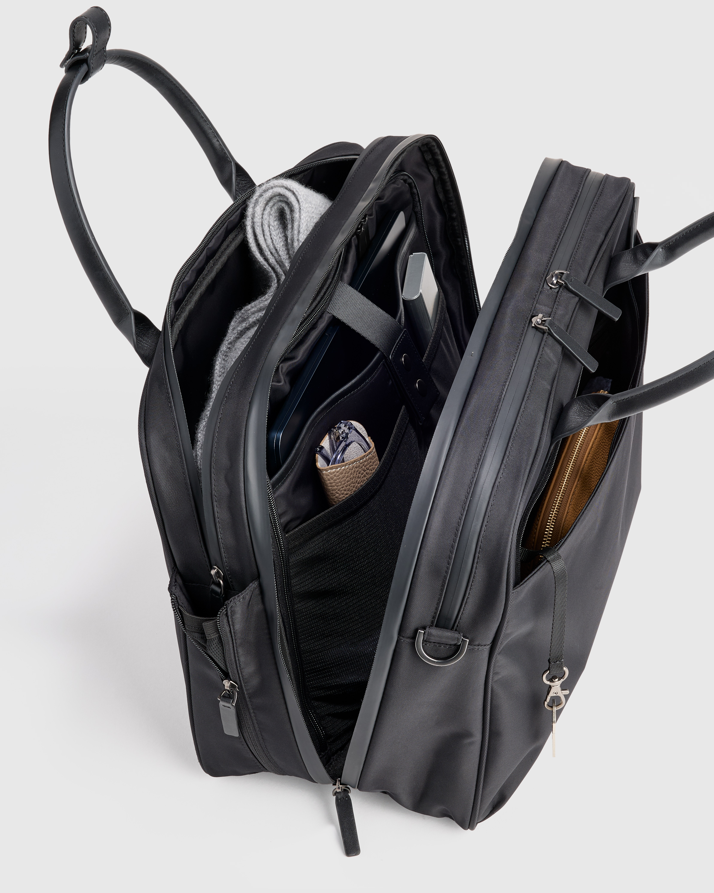 Voyage Nylon Split Travel Bag in Black