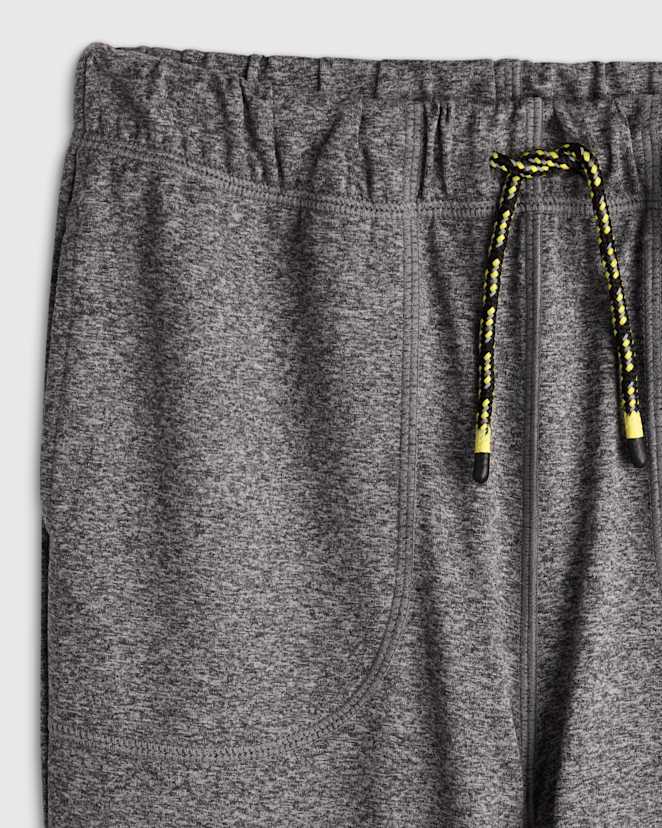 U--957 GRY 8553 DTL CROPPED