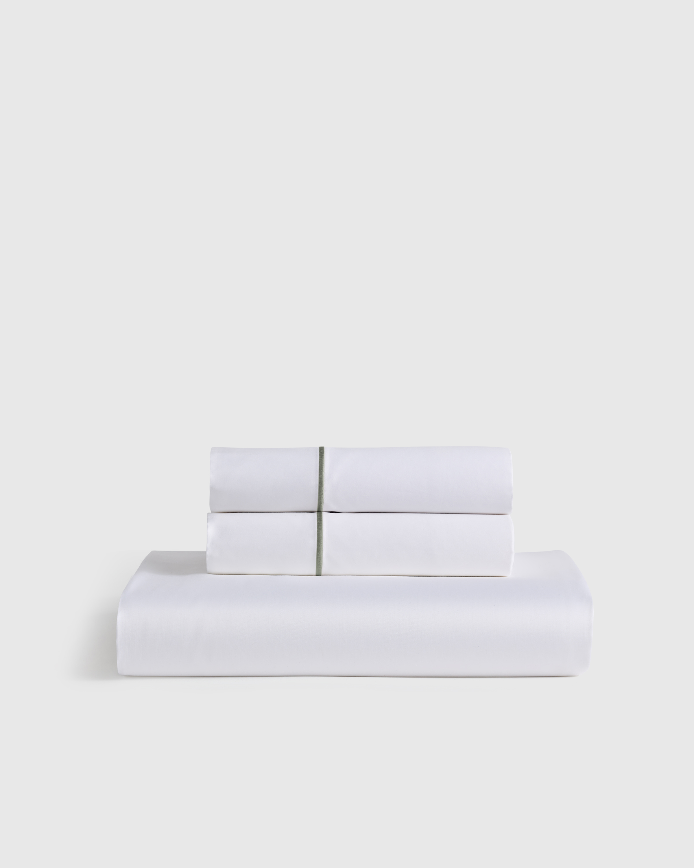 White/Dried Sage Signature Giza Cotton Sateen Embroidered Fitted Sheet Set