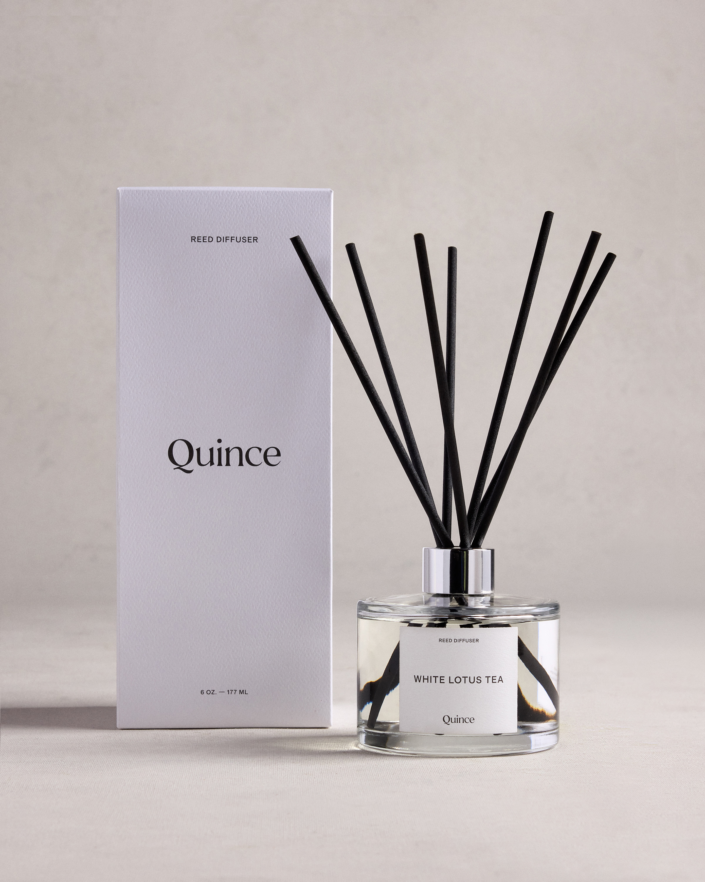 White Lotus Tea Reed Diffuser - thumbnail 4