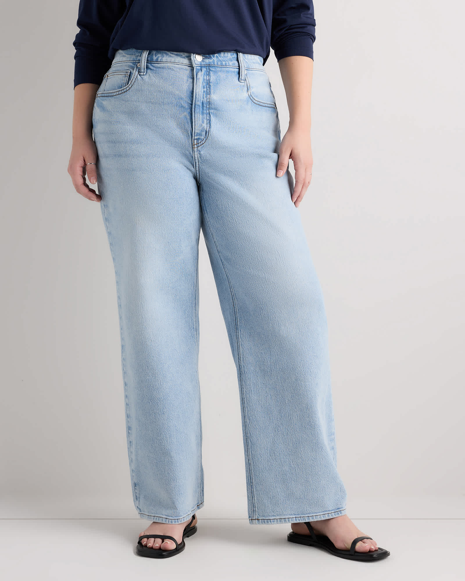 W-PNT-255-COOBLU-01_EDITED