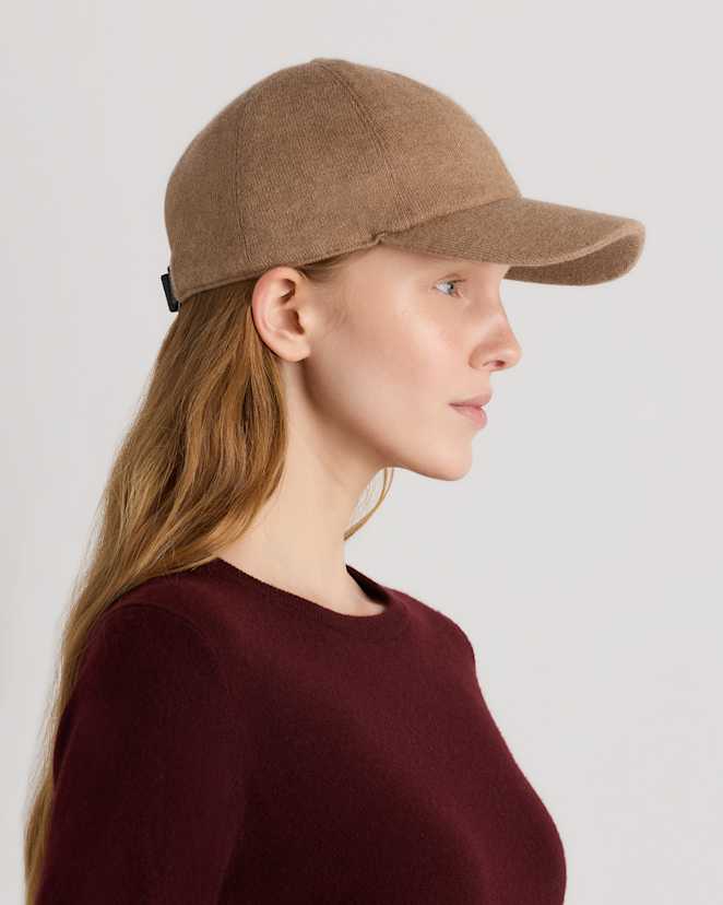 U-HAT-1-TEA-02 EDITED