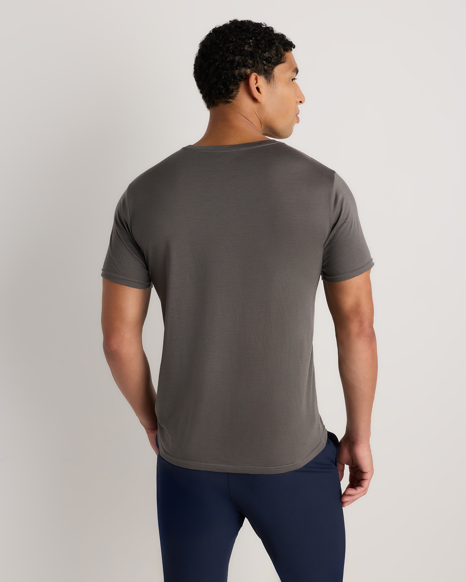 ONC MERINO short sleeve tee サイズ3 100% Merino Wool All-Season Short Sleeve Base Layer Tee in Charcoal