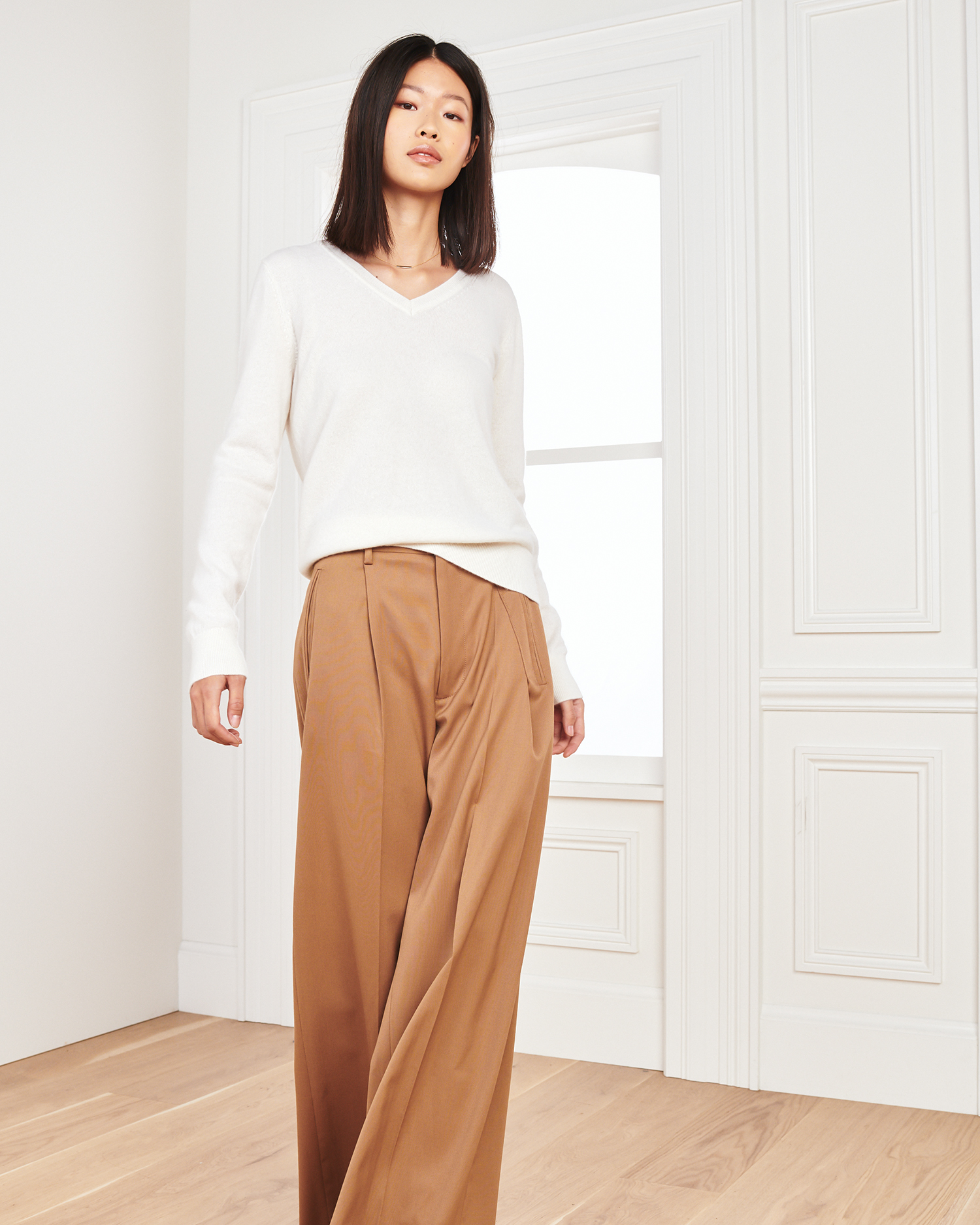 Mongolian Cashmere V-Neck Jumper