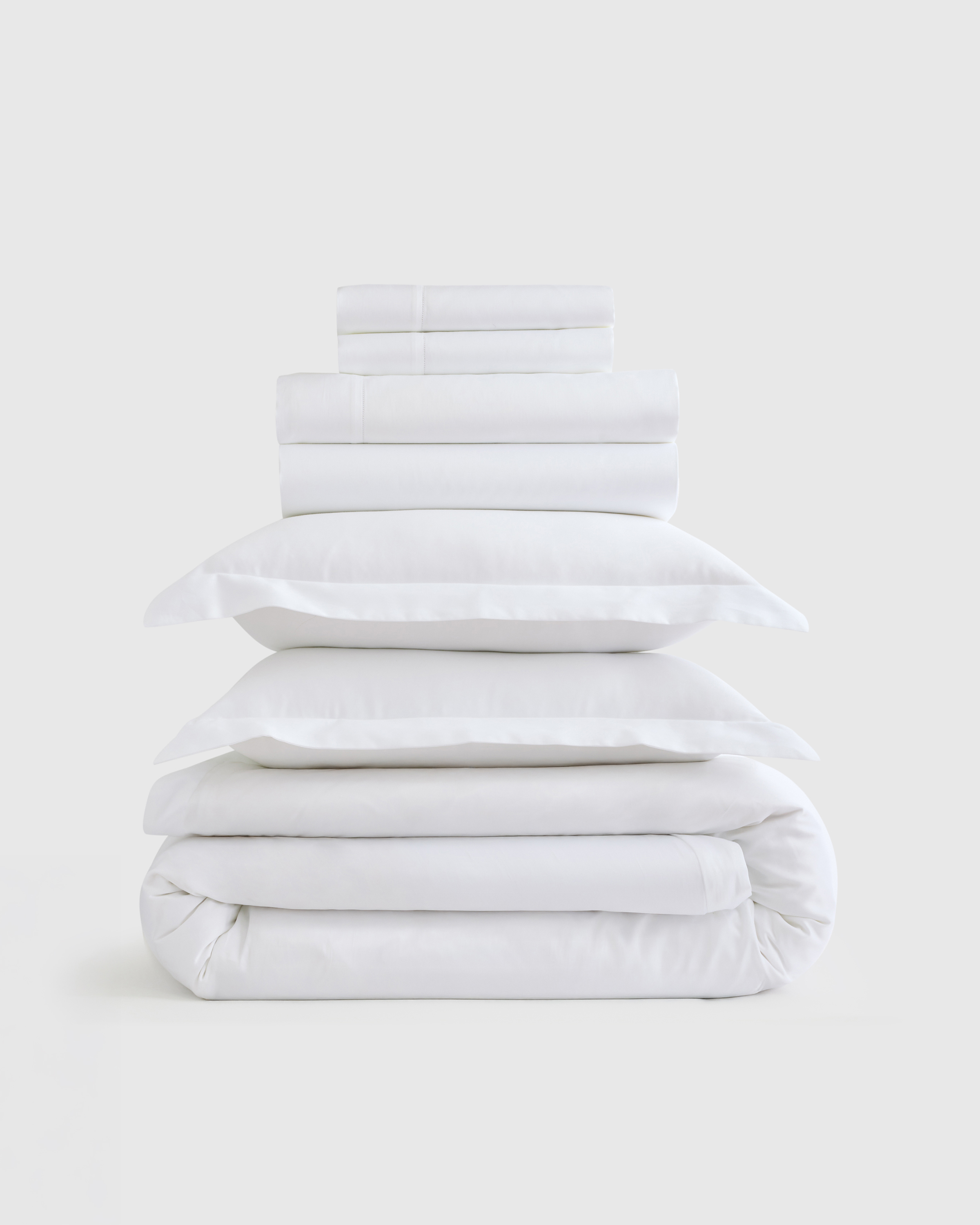 White Signature Giza Cotton Sateen Deluxe Bedding Bundle 