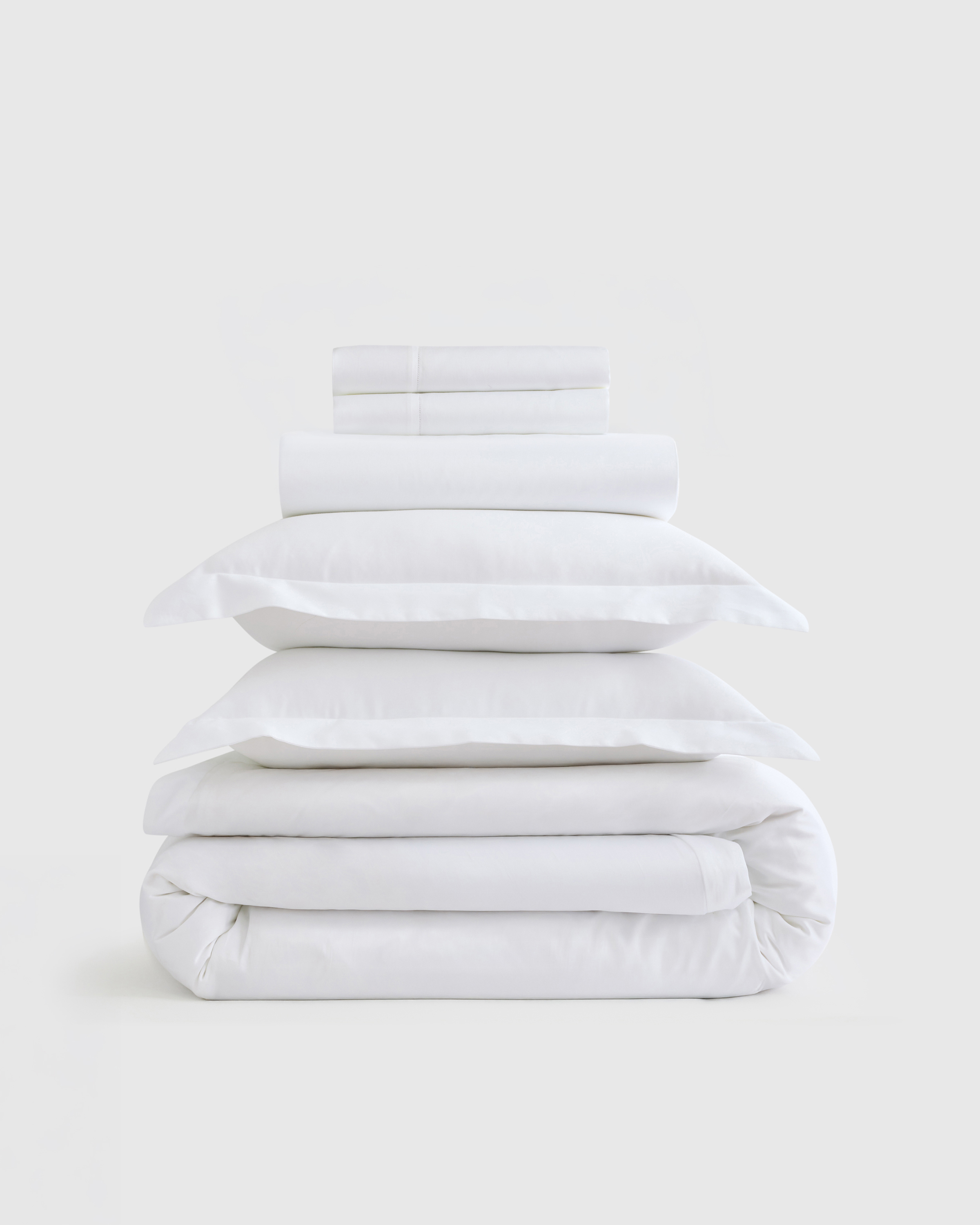 White Giza Egyptian Cotton Sateen Deluxe Bedding Bundle