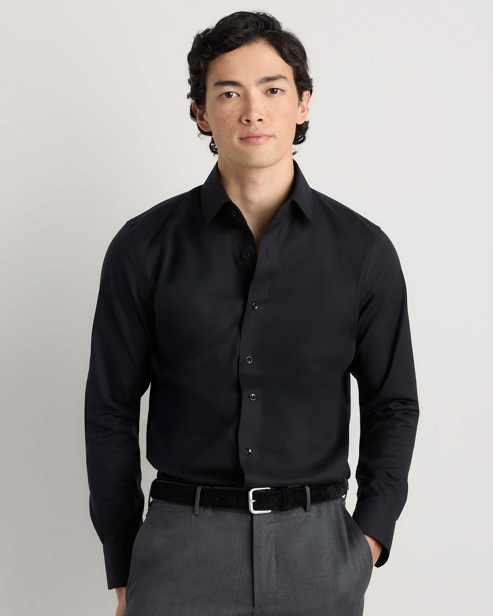 Men's Oxford Non-Iron Dress Shirt in Black, Size Medium, Organic Cotton by Quince Men's Oxford Non-Iron Dress Shirt in Black, Size Medium, Organic Cotton by Quince