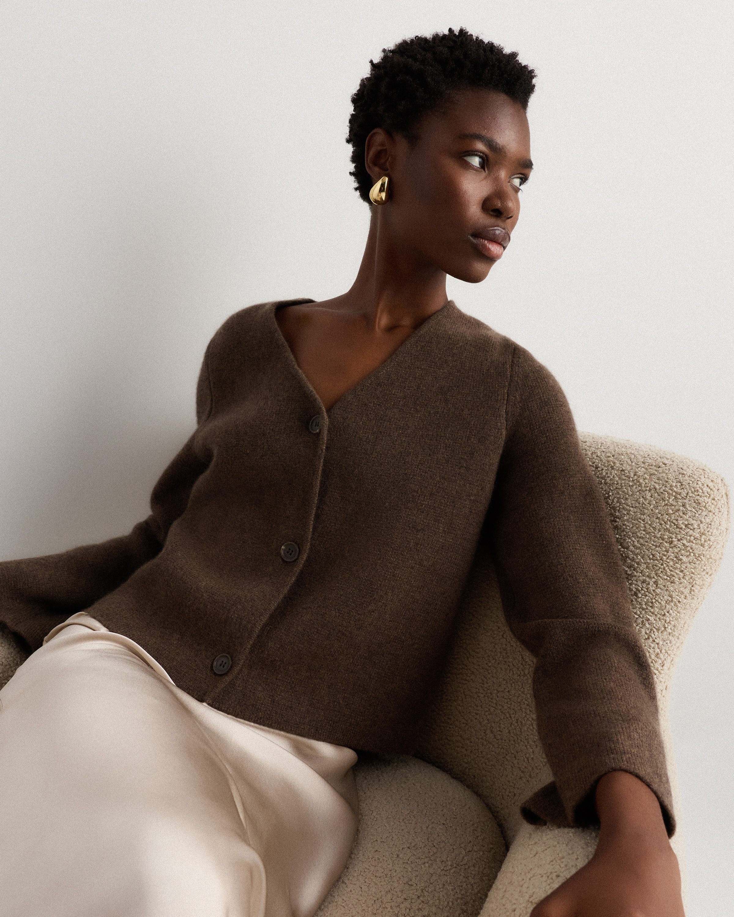 トップス INNER MONGORIAN CASHMERE CARDIGAN Women's Mongolian Cashmere Structured V-Neck Cardigan
