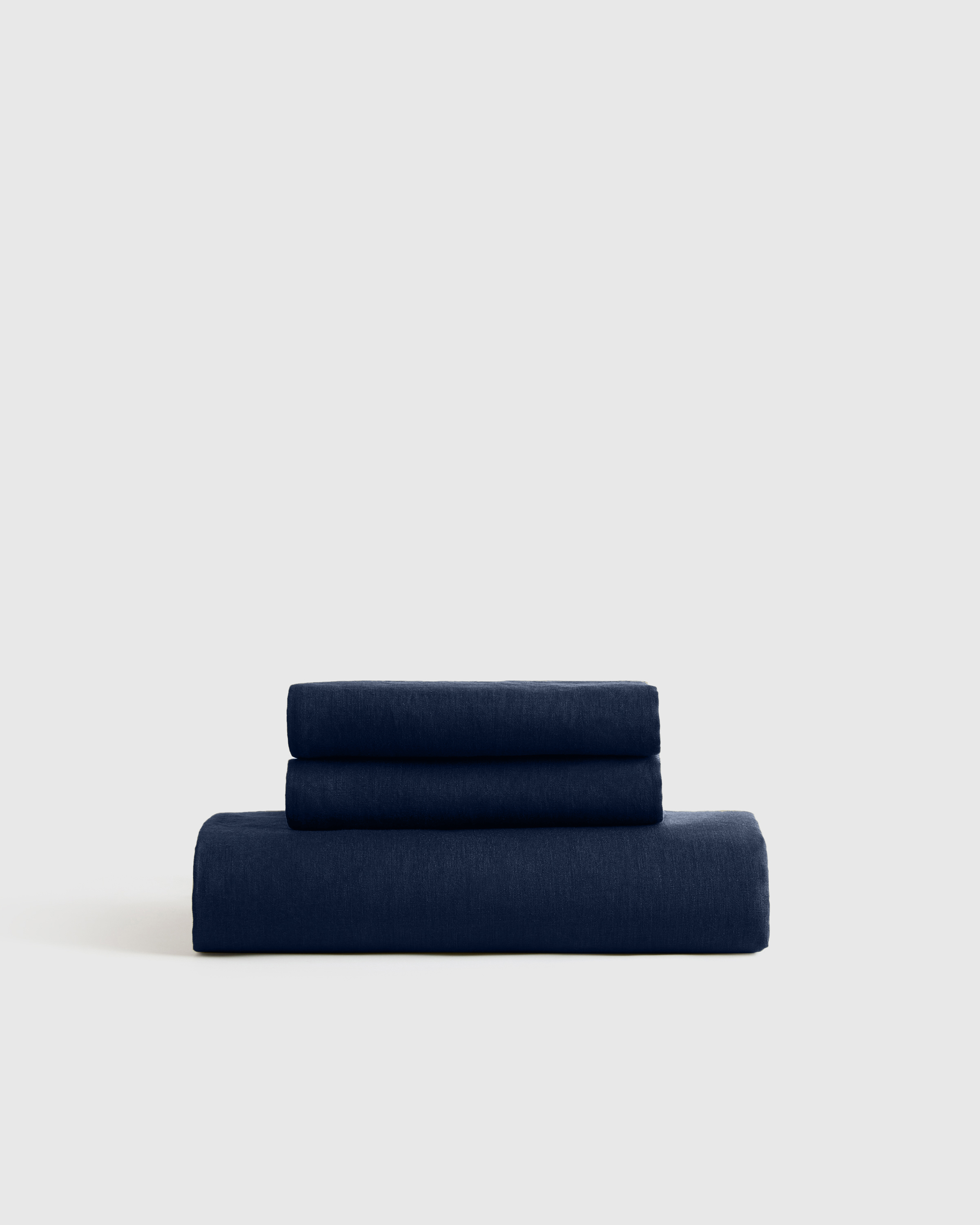 quince european linen fitted sheet set, king, navy