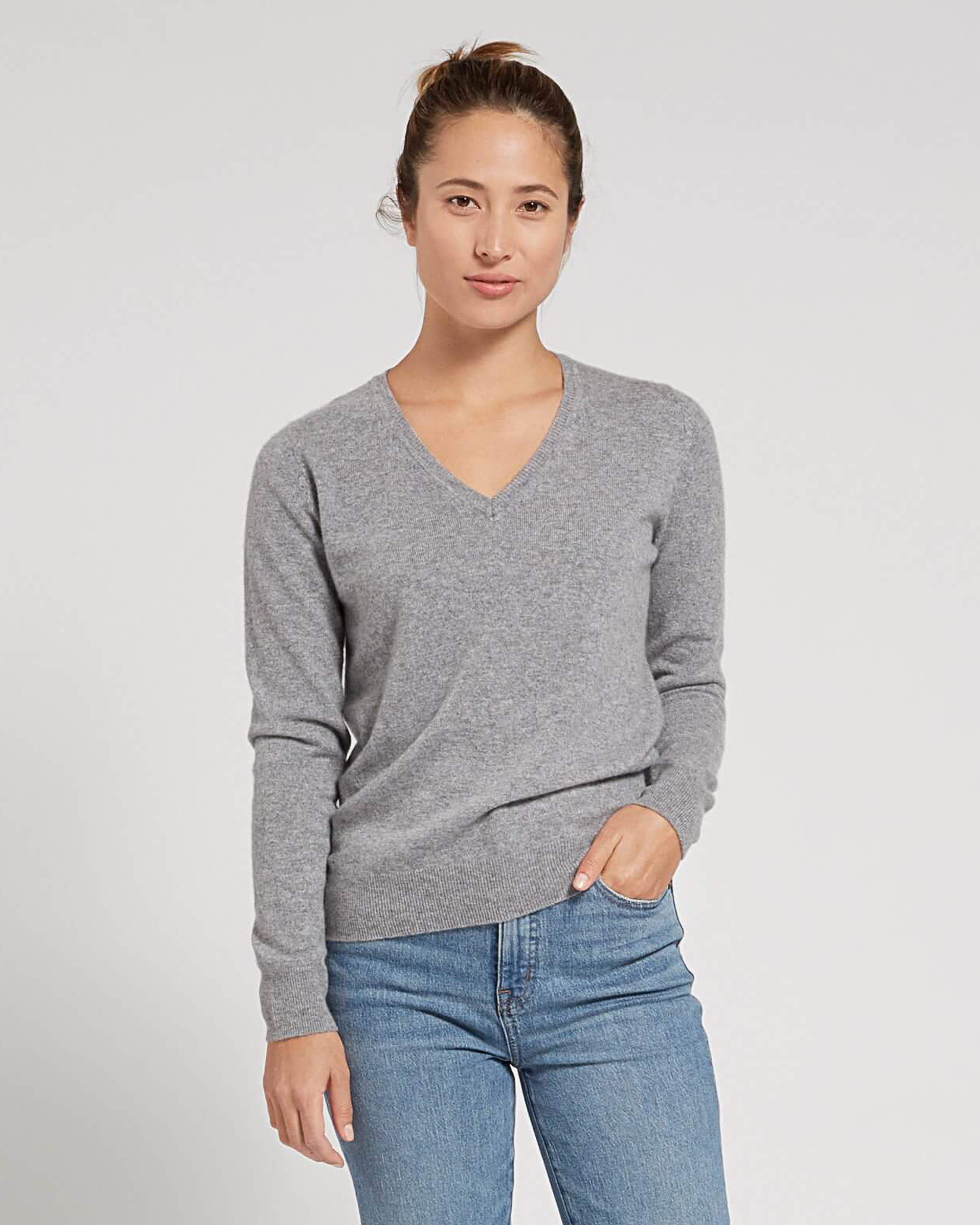 mongolian-cashmere-v-neck-12257318666351 1