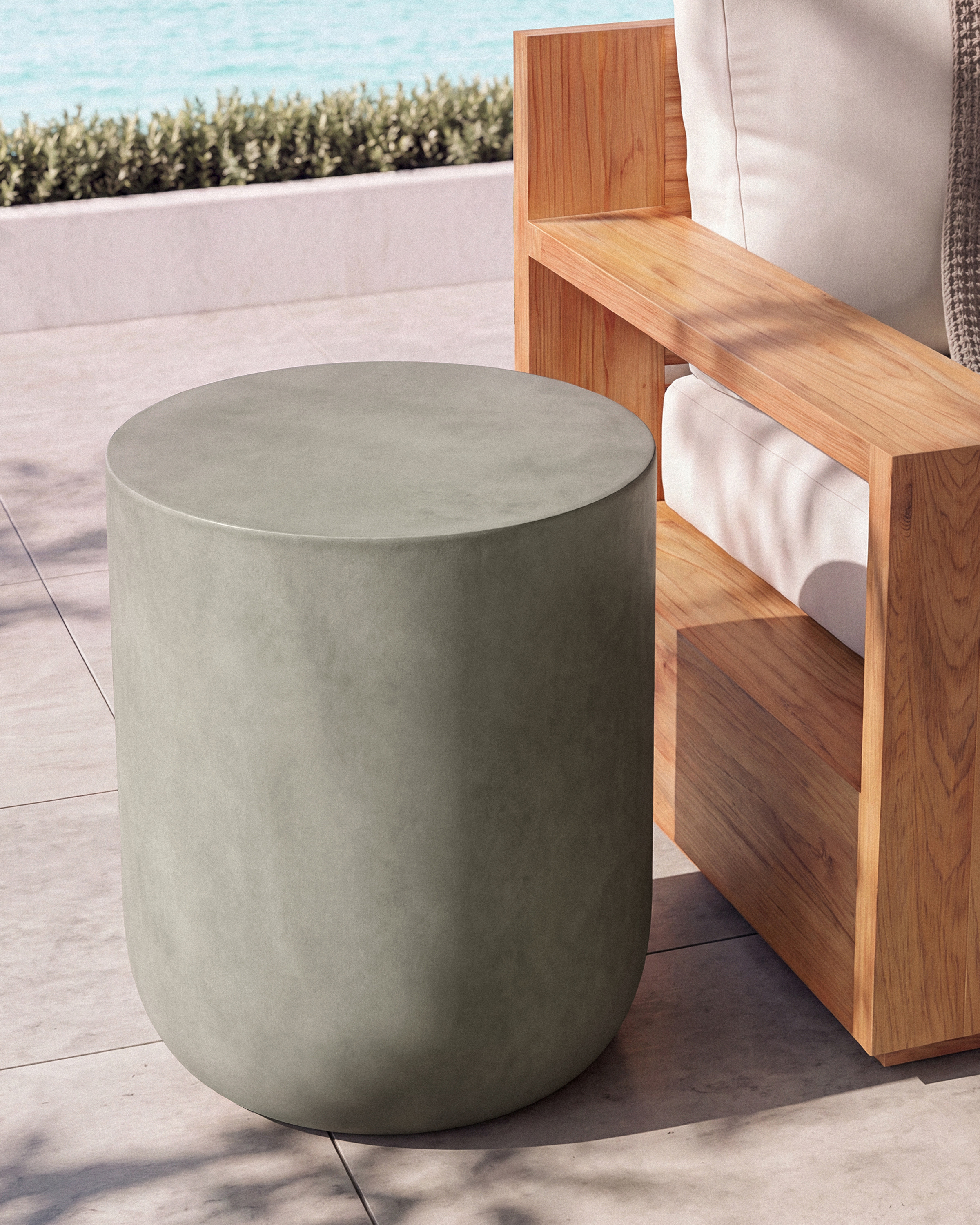 Concrete Drum Outdoor Side Table - thumbnail 4